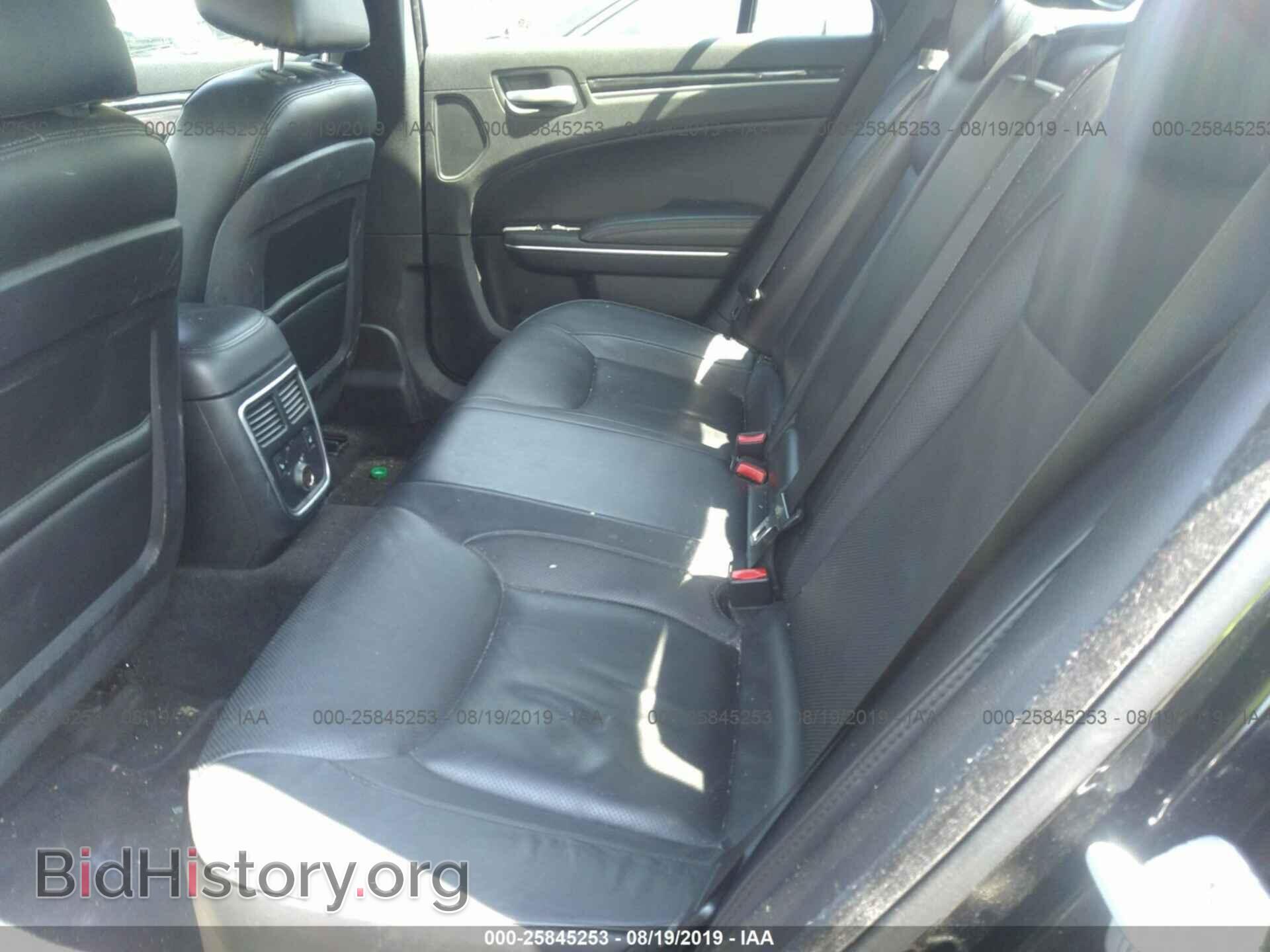 2012 CHRYSLER 300C - VIN: 2C3CCAKT7CH197139 - Фото 8
