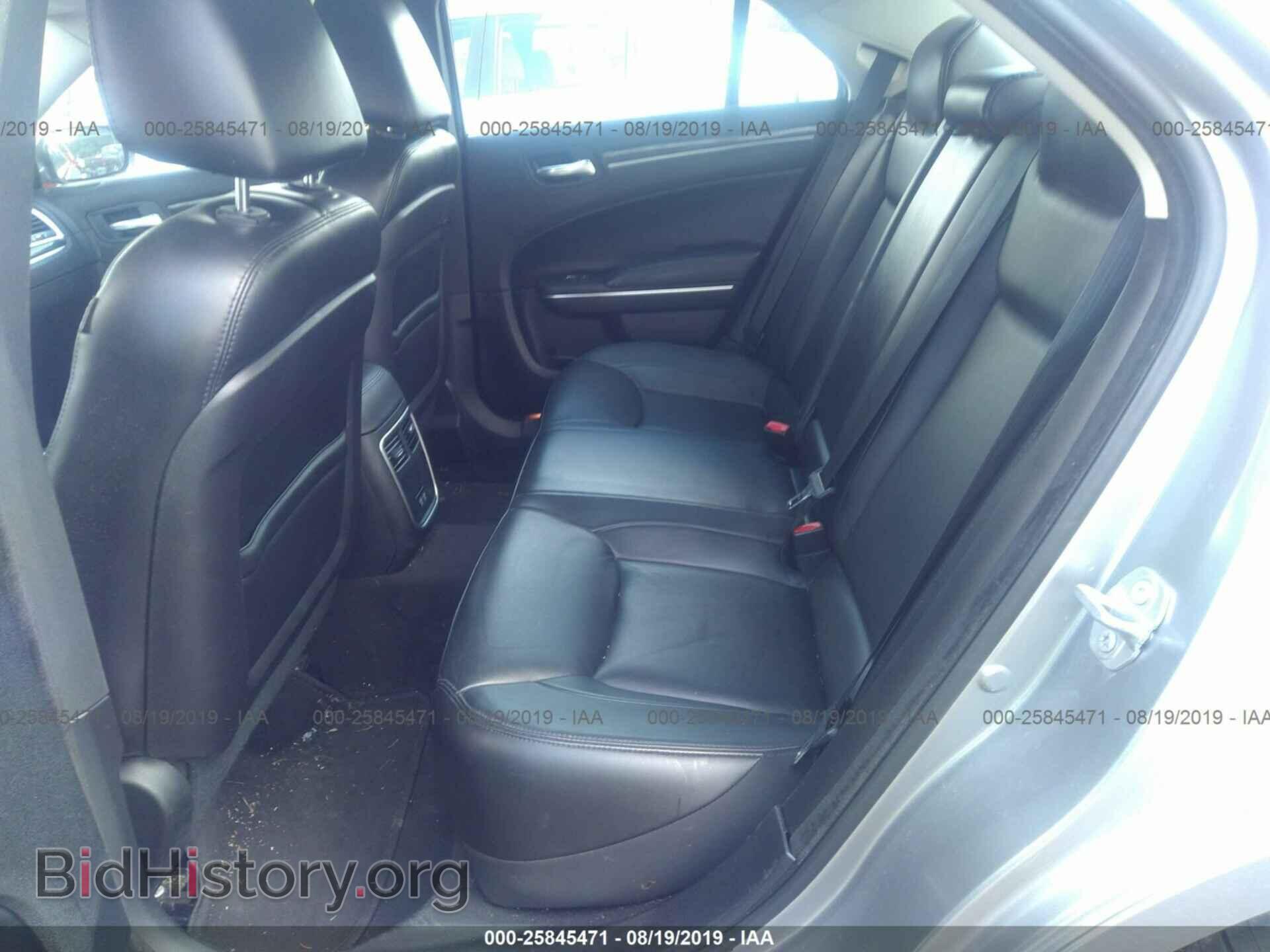 2016 CHRYSLER 300 - VIN: 2C3CCAAG8GH219479 - Фото 8