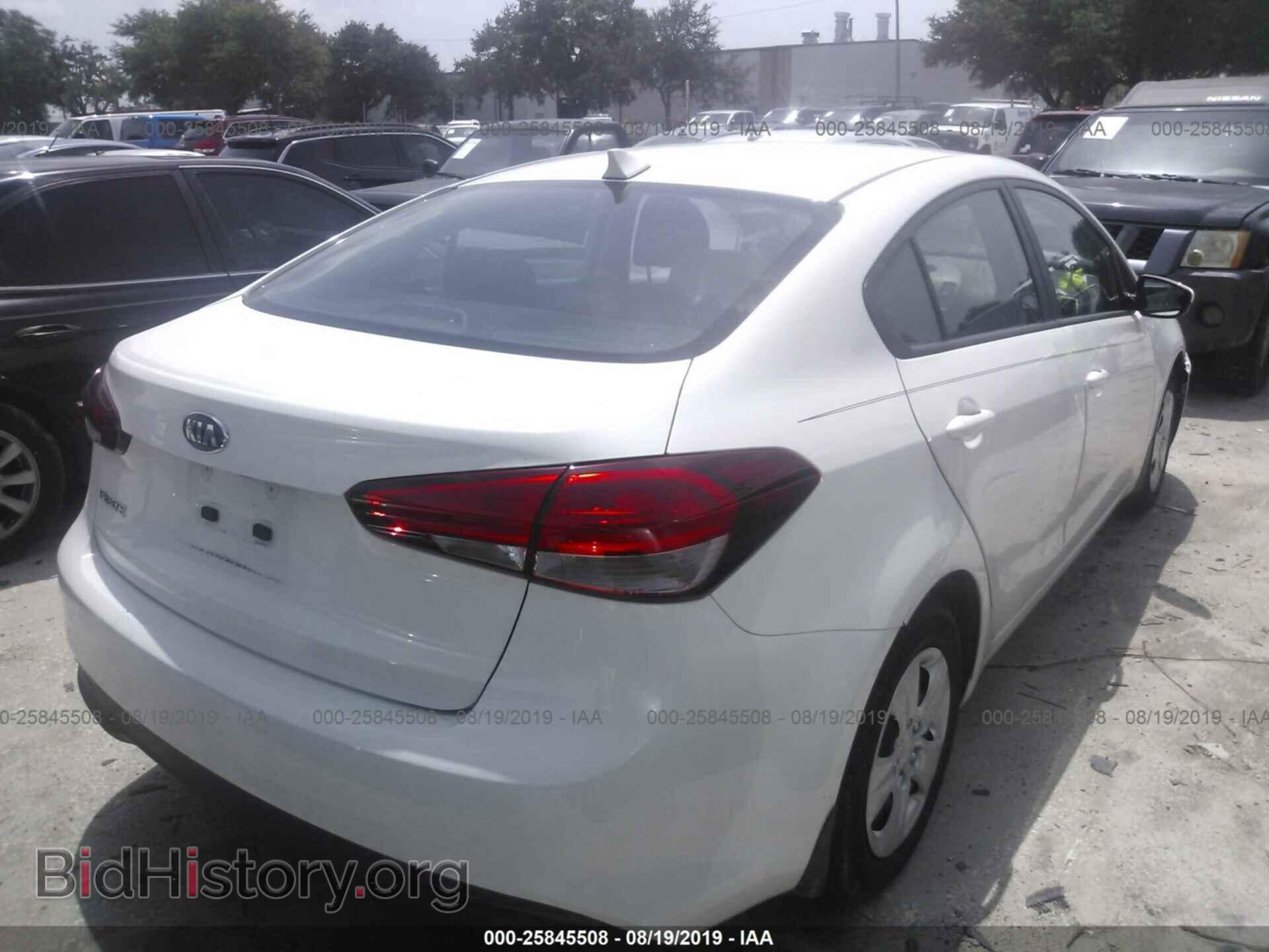 2017 KIA FORTE - VIN: 3KPFK4A76HE098526 - Фото 4
