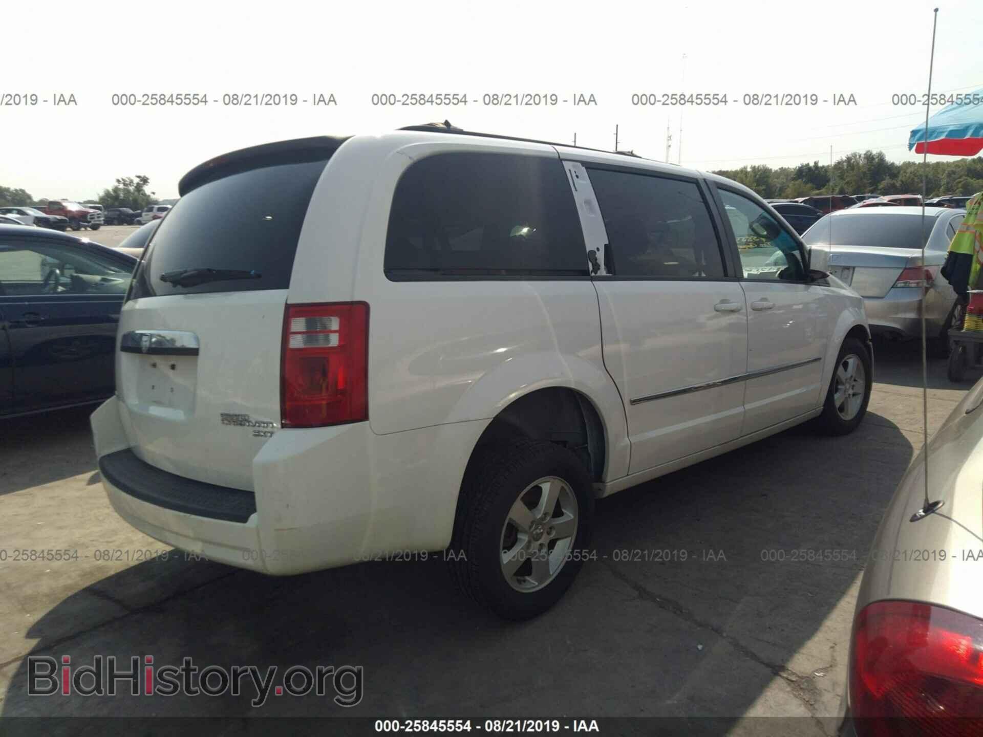 2010 DODGE GRAND CARAVAN - VIN: 2D4RN5D17AR462154 - Фото 4