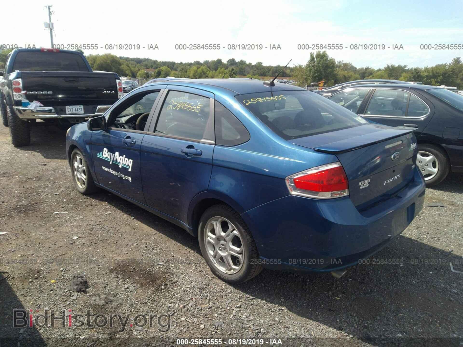 2009 FORD FOCUS - VIN: 1FAHP36N99W197902 - Photo 3