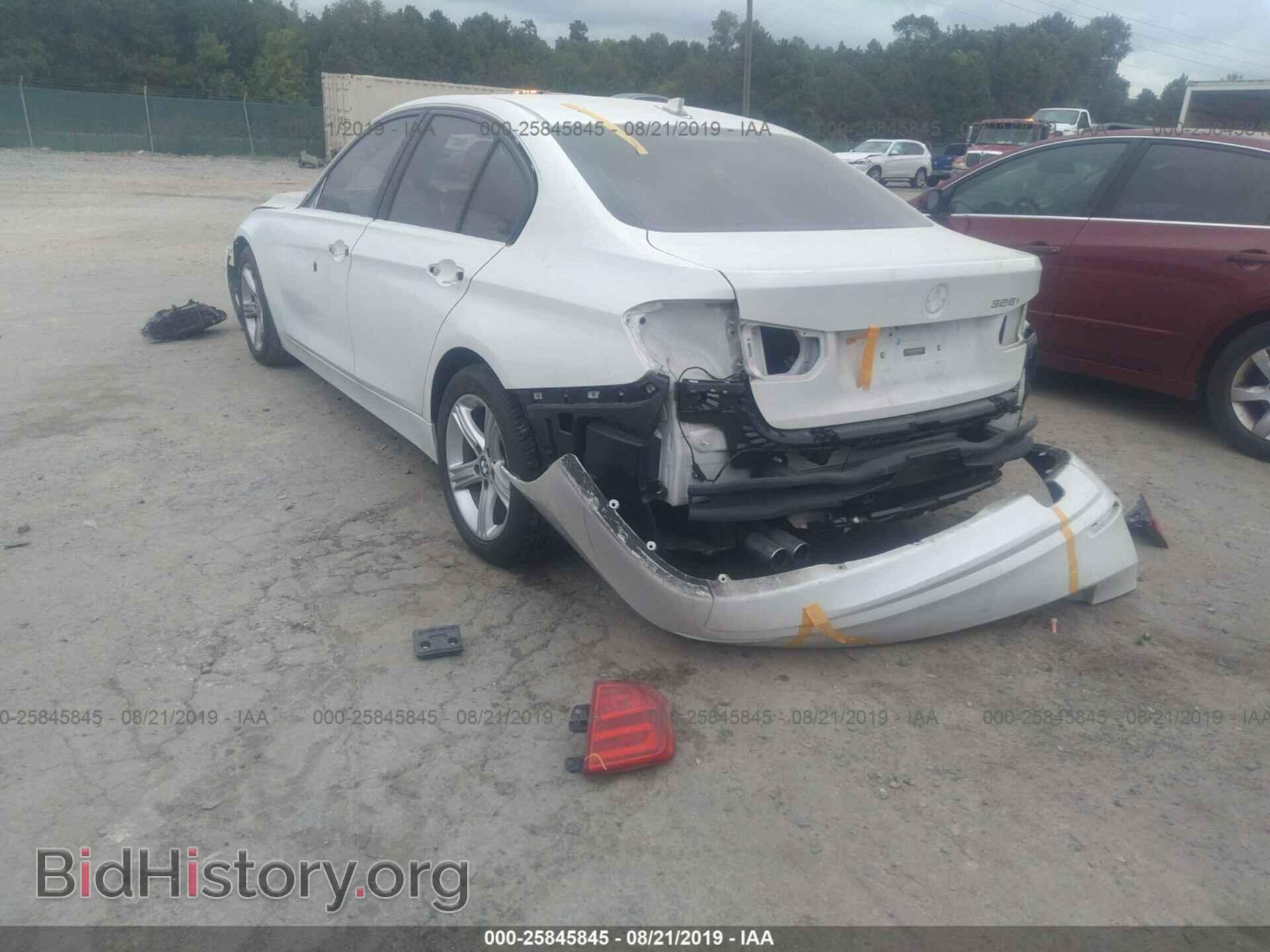 2014 BMW 328 - VIN: WBA3A5C50EP601662 - Фото 3