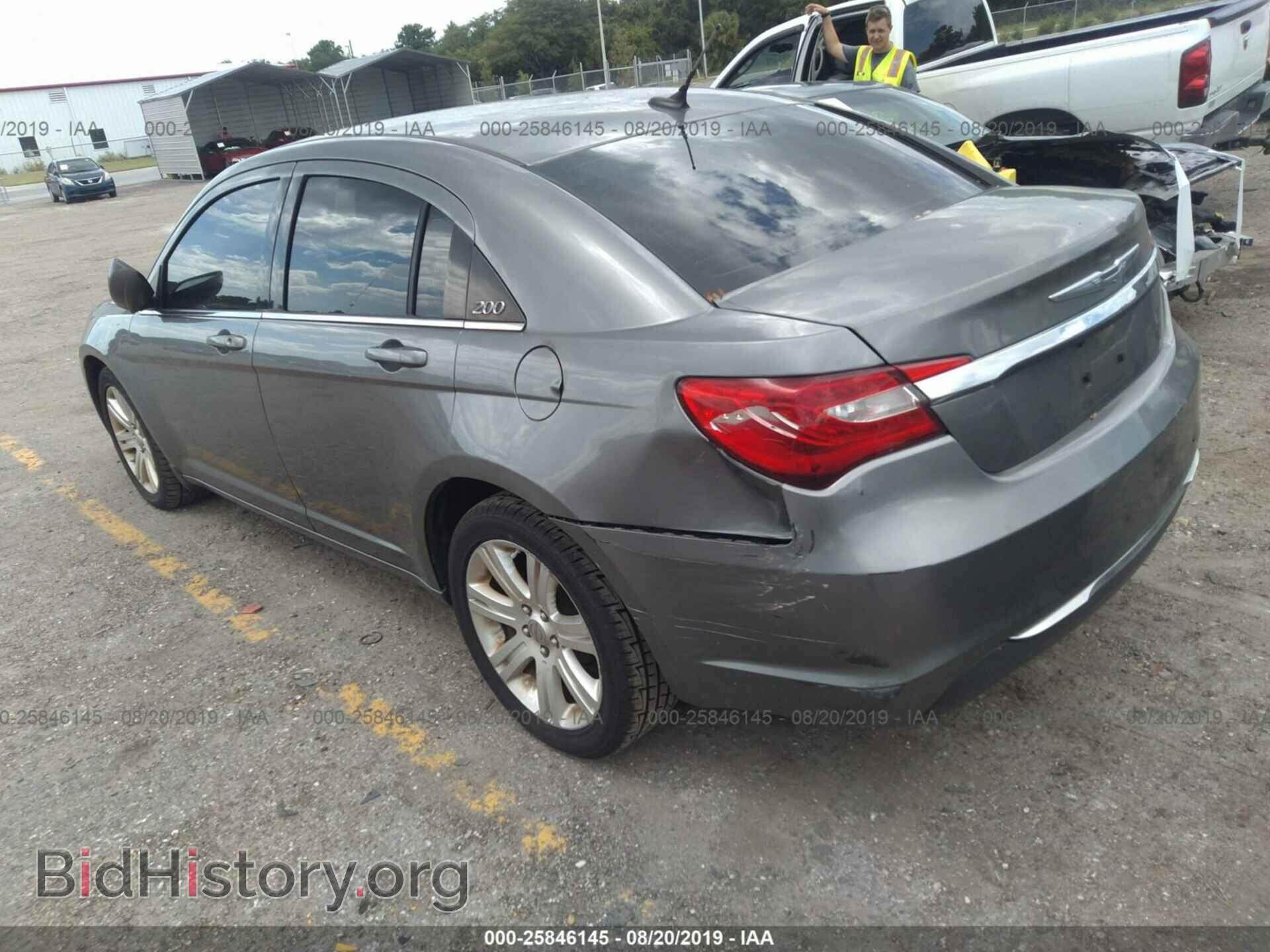 2013 CHRYSLER 200 - VIN: 1C3CCBAB2DN671330 - Фото 3