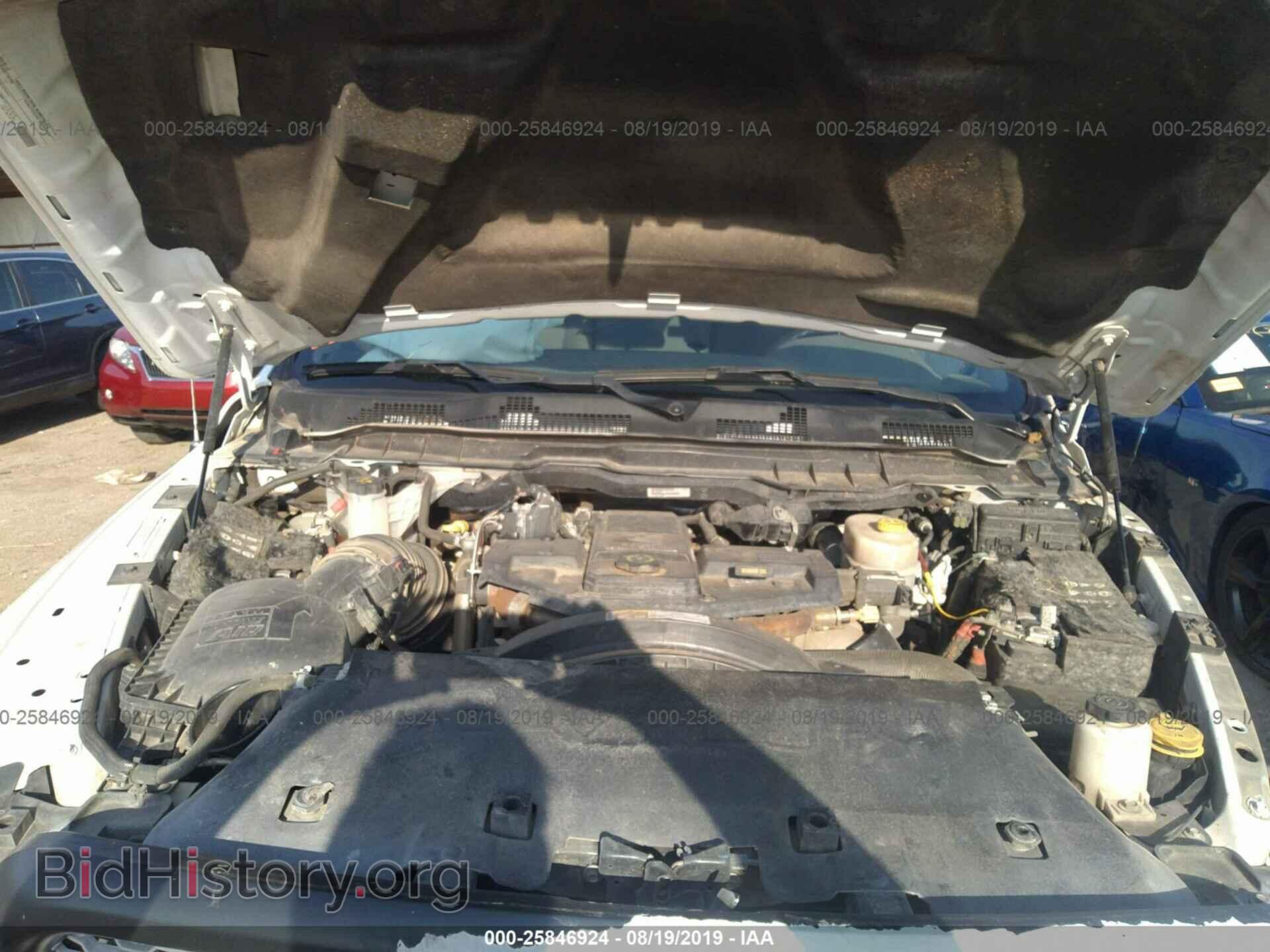 2017 RAM 3500 - VIN: 3C63RRGL0HG633779 - Фото 10