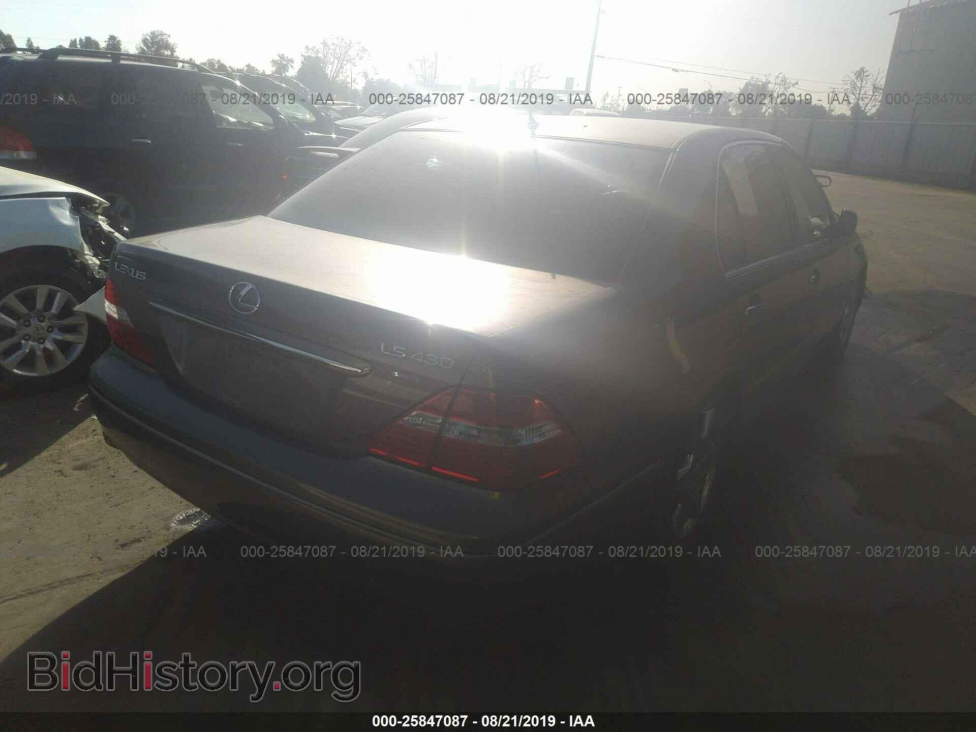 2004 LEXUS LS - VIN: JTHBN36F540131520 - Photo 4