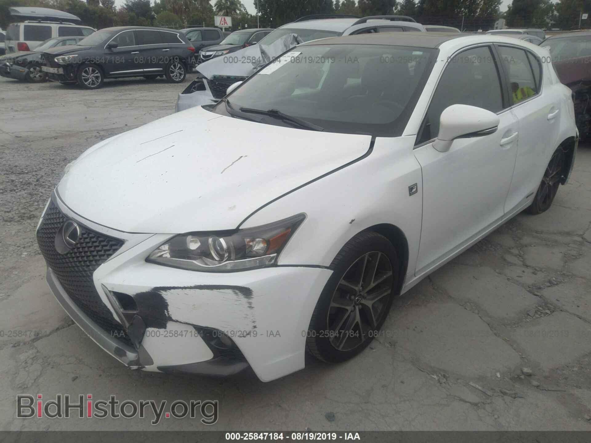 2014 LEXUS CT - VIN: JTHKD5BH0E2195797 - Фото 2