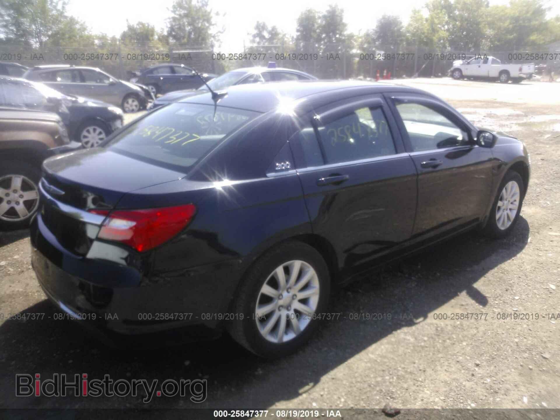 2013 CHRYSLER 200 - VIN: 1C3CCBBB8DN706497 - Фото 4