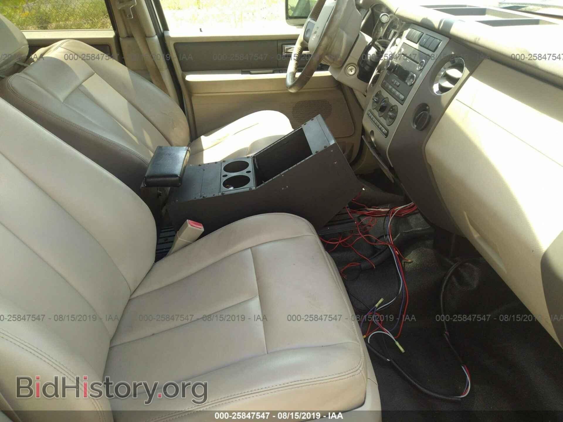 2010 FORD EXPEDITION - VIN: 1FMJU1G50AEA81114 - Фото 5