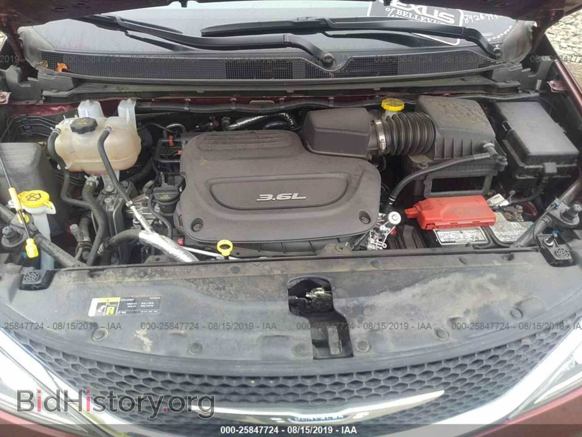 2018 CHRYSLER PACIFICA - VIN: 2C4RC1BG5JR210728 - Фото 10