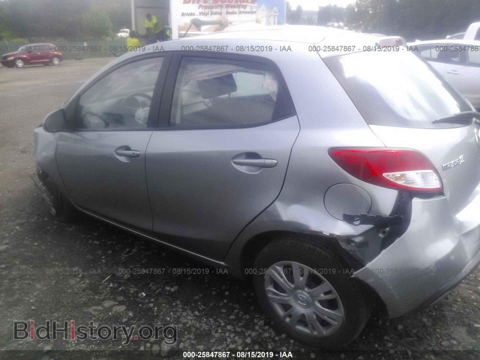 2013 MAZDA MAZDA2 - VIN: JM1DE1KY1D0152998 - Фото 3