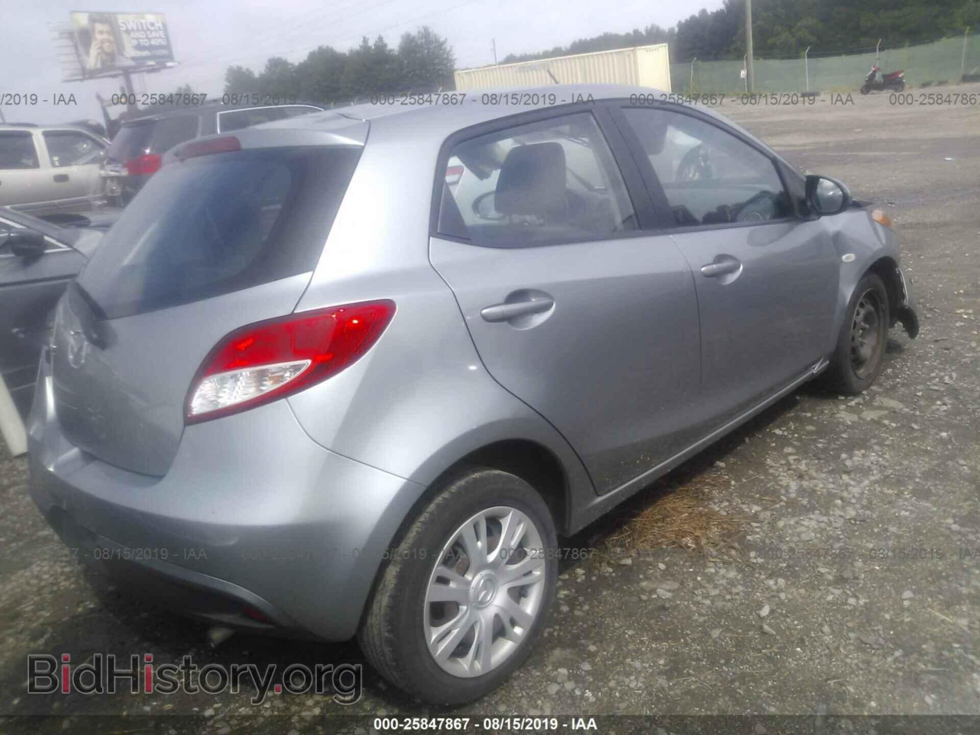 2013 MAZDA MAZDA2 - VIN: JM1DE1KY1D0152998 - Фото 4