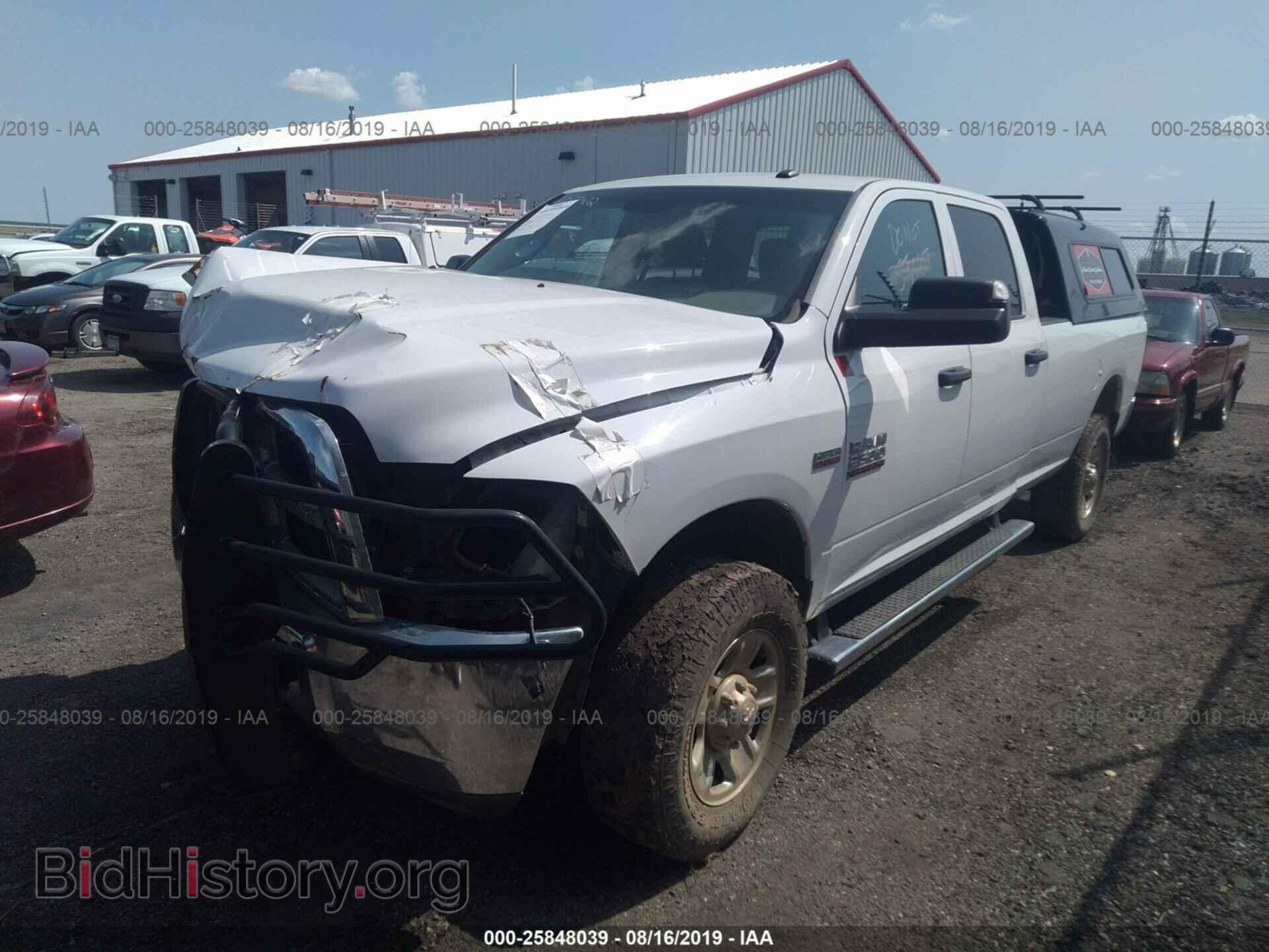 2014 RAM 2500 - VIN: 3C6TR5HT2EG128622 - Photo 2