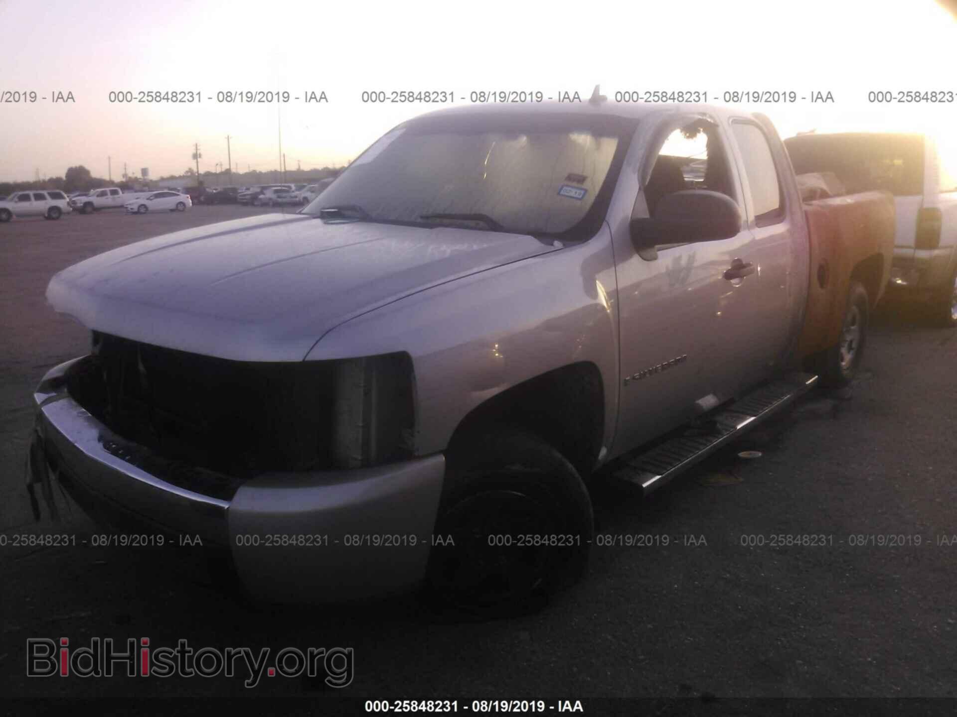2007 CHEVROLET SILVERADO - VIN: 2GCEC19C671628367 - Photo 2