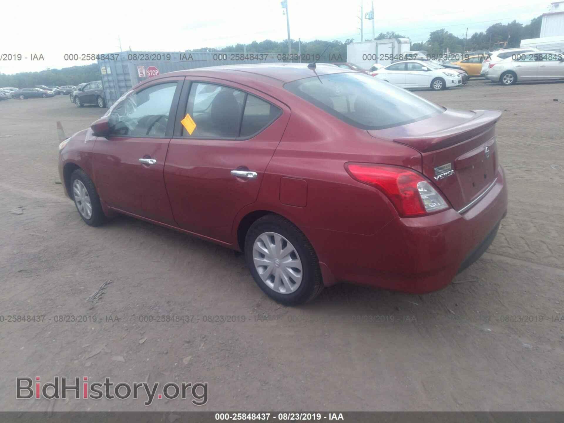2017 NISSAN VERSA - VIN: 3N1CN7AP3HL853402 - Фото 3