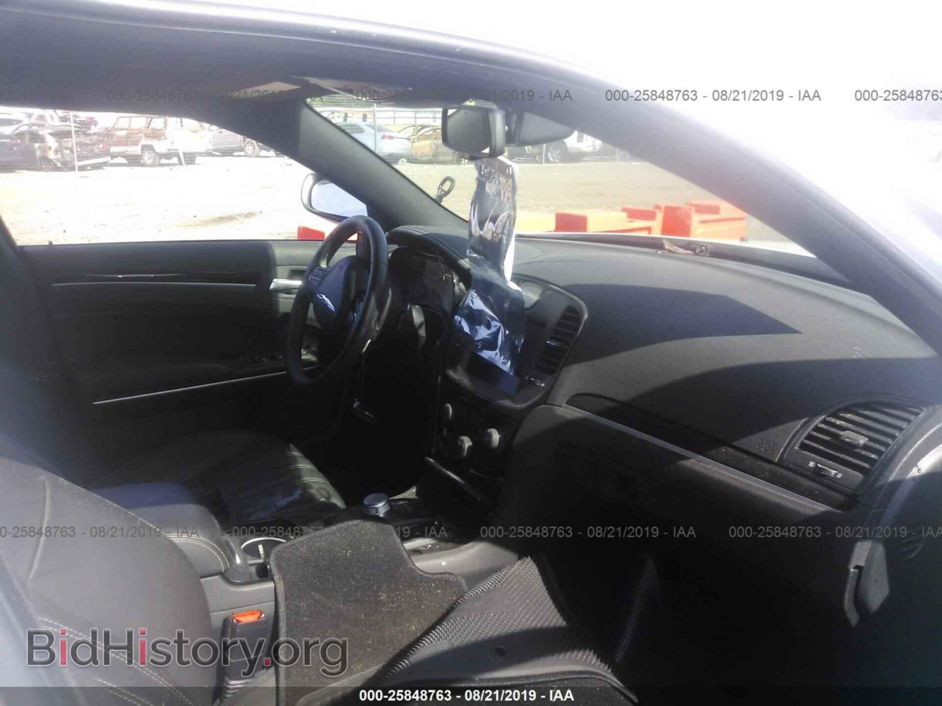 2019 CHRYSLER 300 - VIN: 2C3CCABG3KH654451 - Фото 5