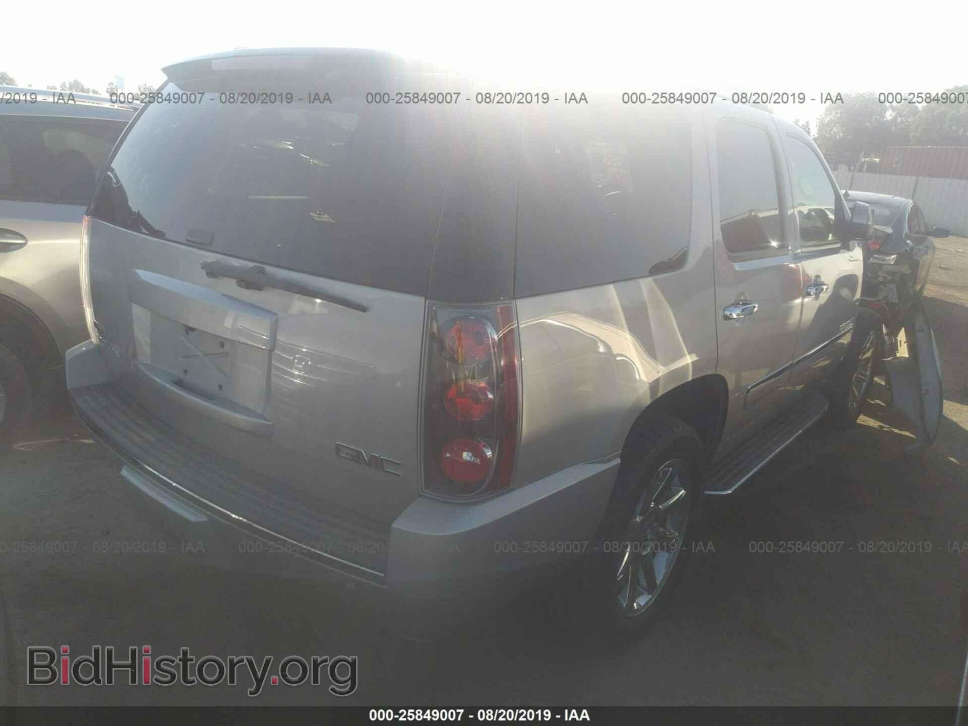 2009 GMC YUKON - VIN: 1GKFK03239R201325 - Фото 4