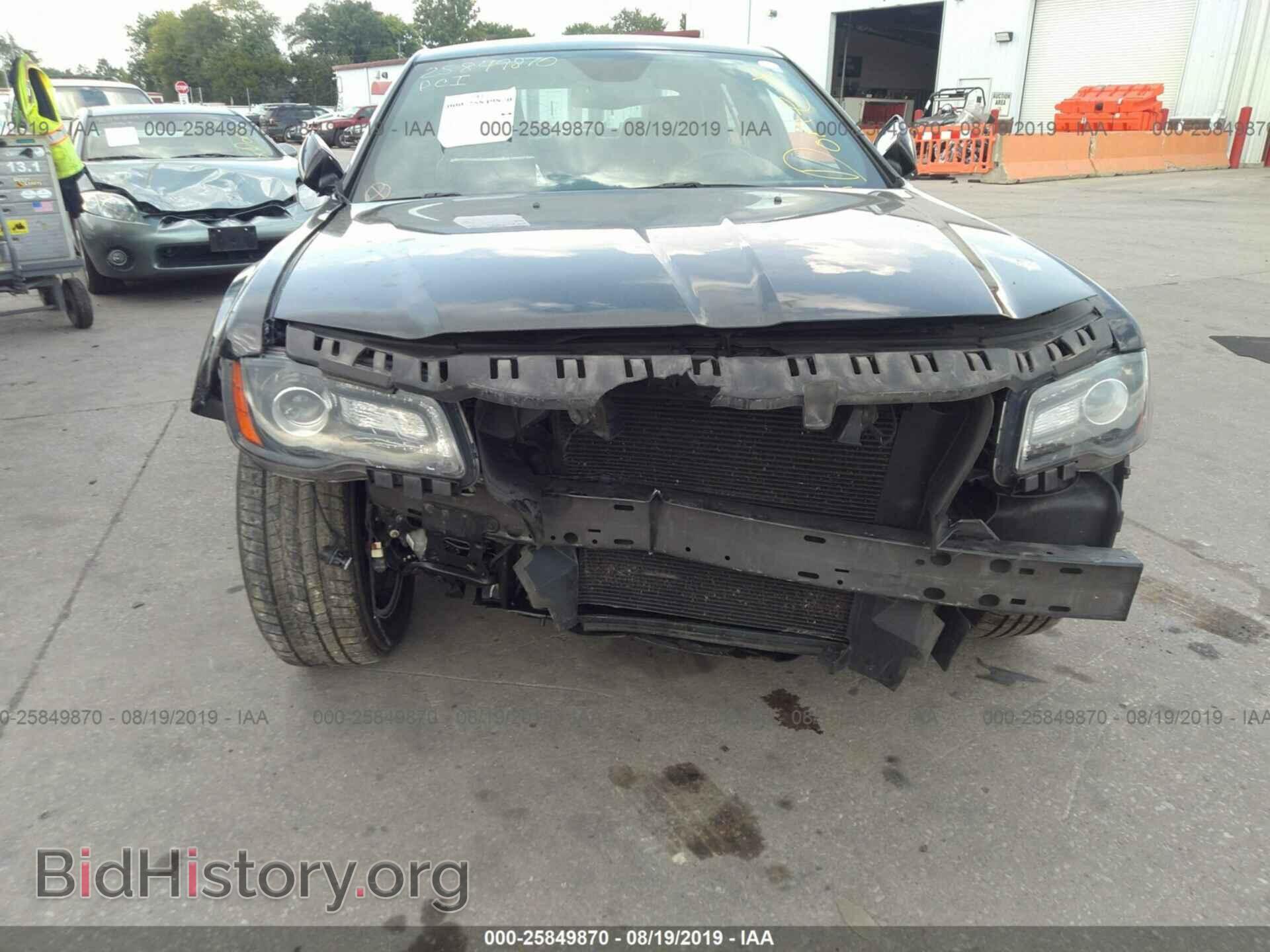 2014 CHRYSLER 300 - VIN: 2C3CCAGG8EH381441 - Фото 6