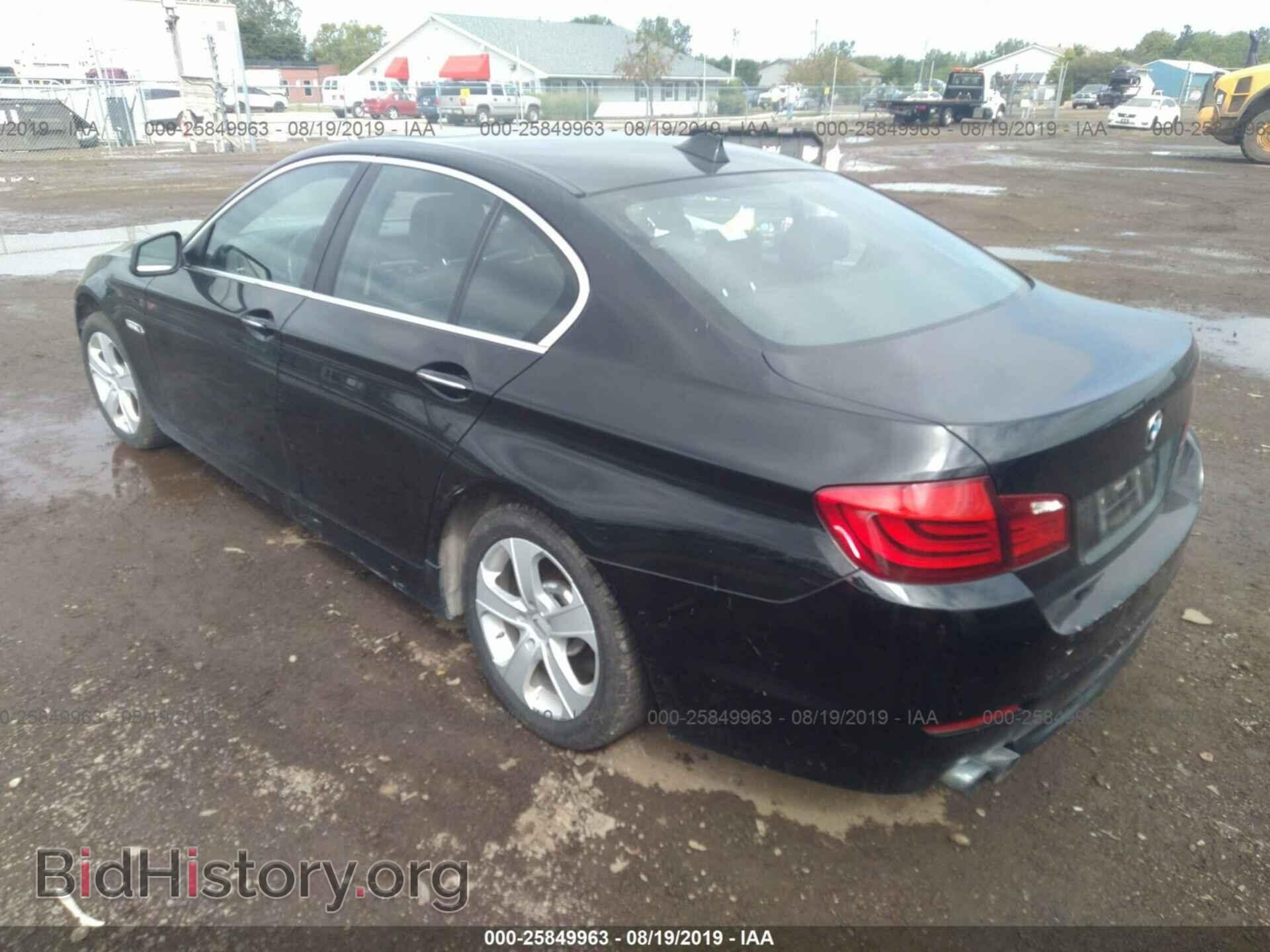 2012 BMW 528 - VIN: WBAXH5C58CDW03395 - Фото 3