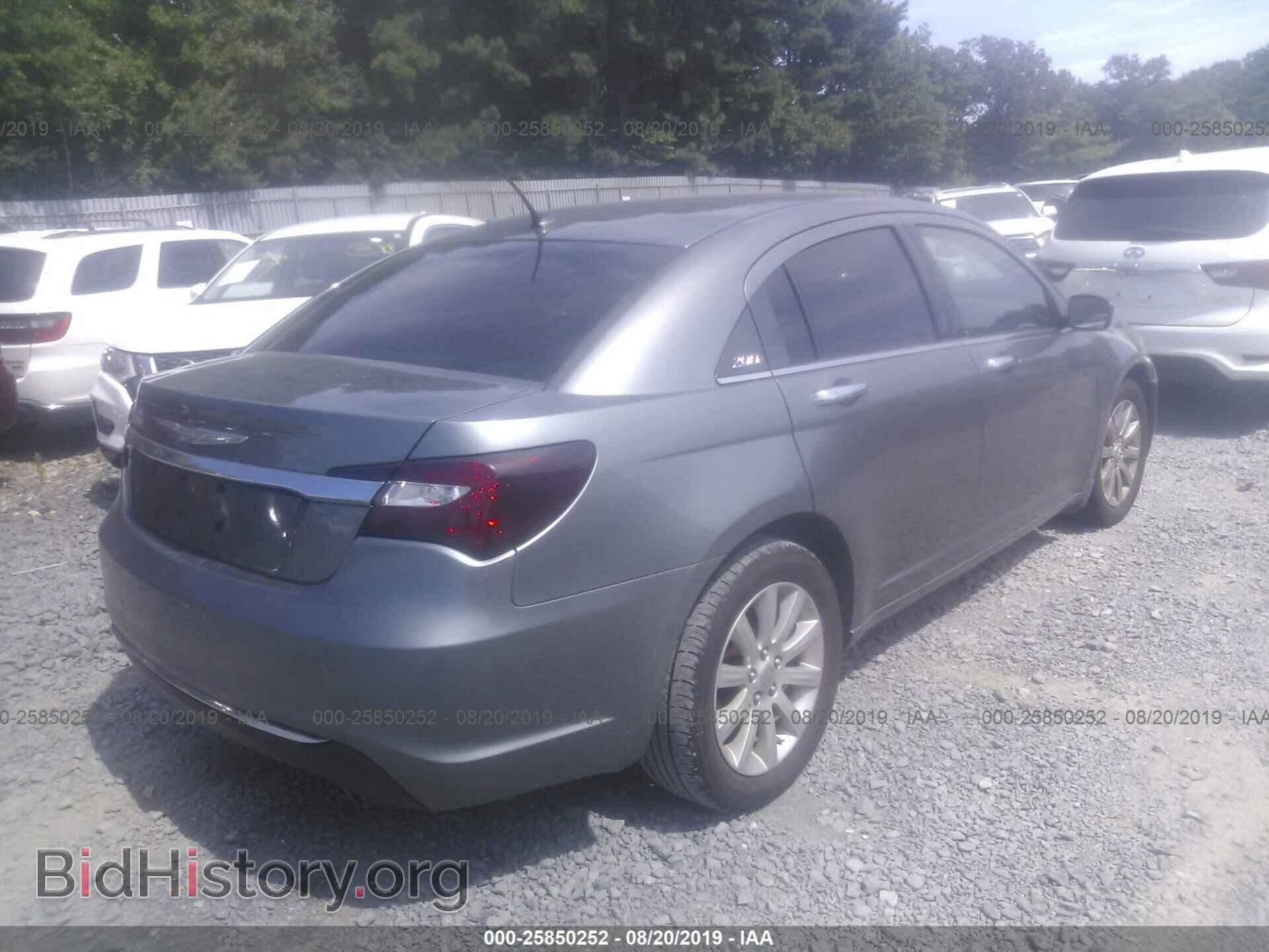 2013 CHRYSLER 200 - VIN: 1C3CCBCG4DN747154 - Фото 4