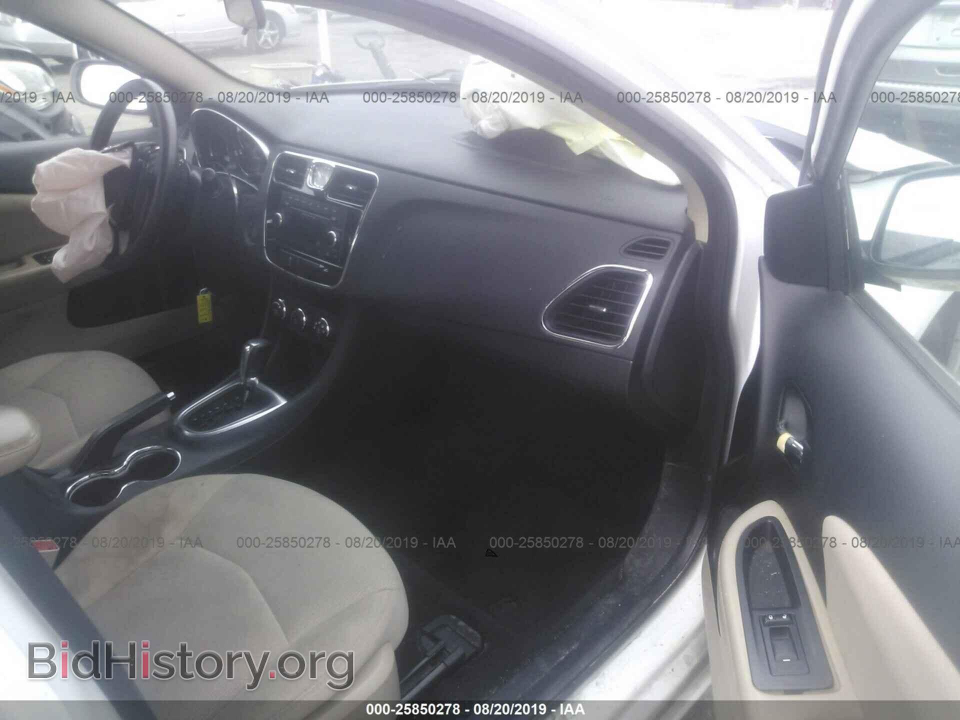 2012 CHRYSLER 200 - VIN: 1C3CCBAB7CN159819 - Photo 5