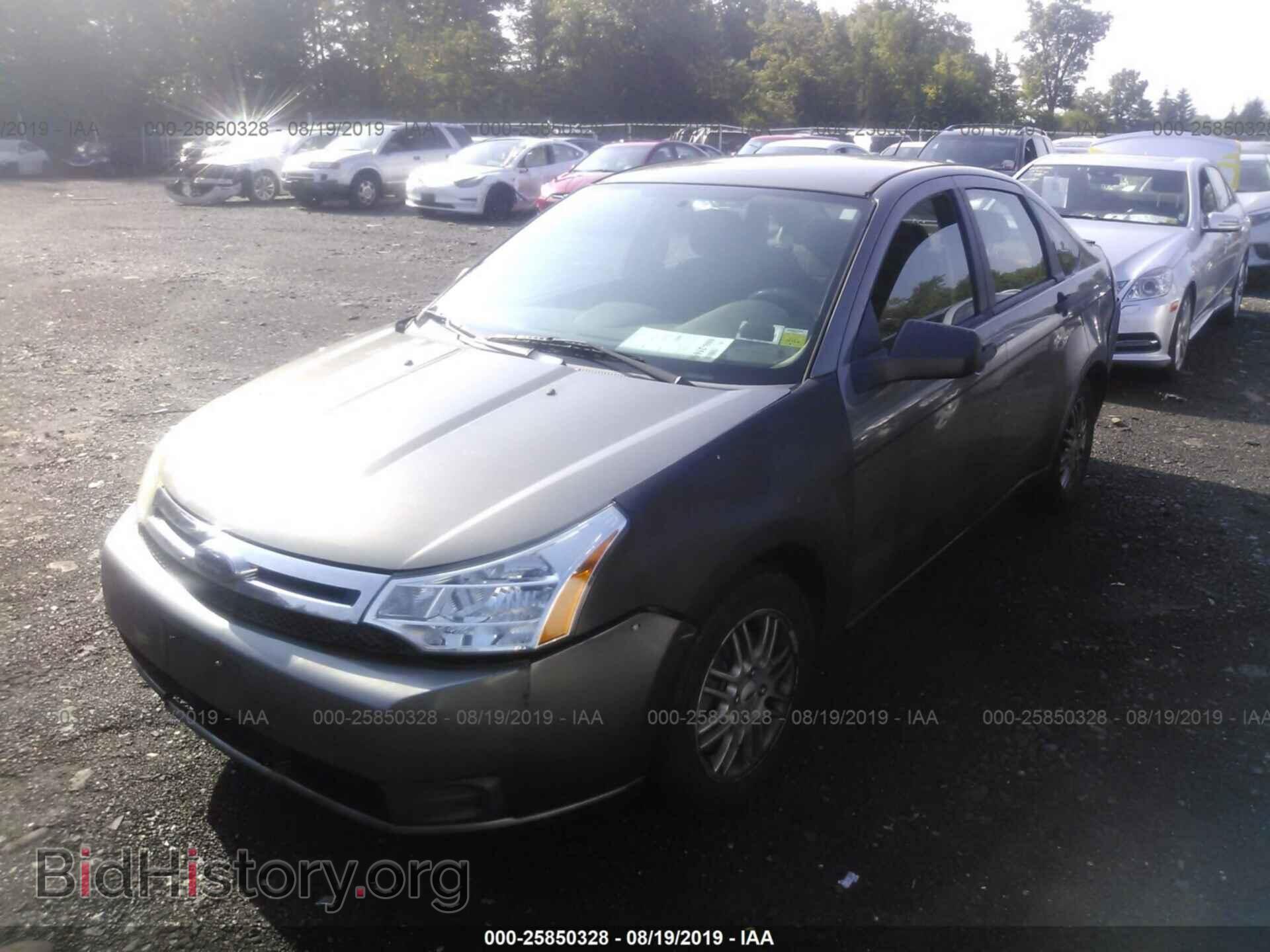 2009 FORD FOCUS - VIN: 1FAHP35NX9W108792 - Фото 2