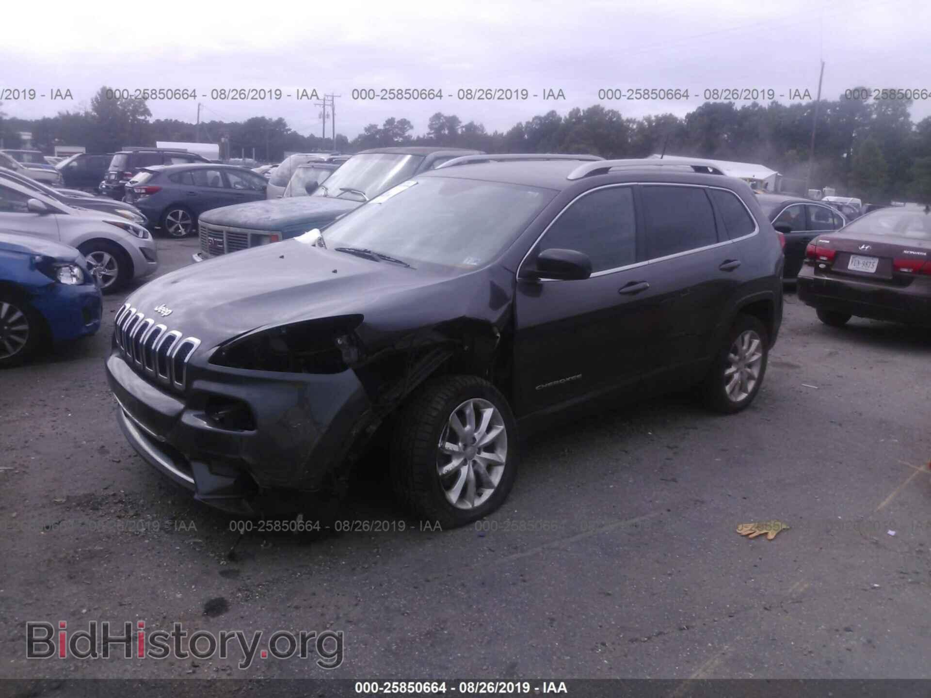 2016 Jeep CHEROKEE (VIN 1C4PJLDB1GW247771) — photo 2 of 10