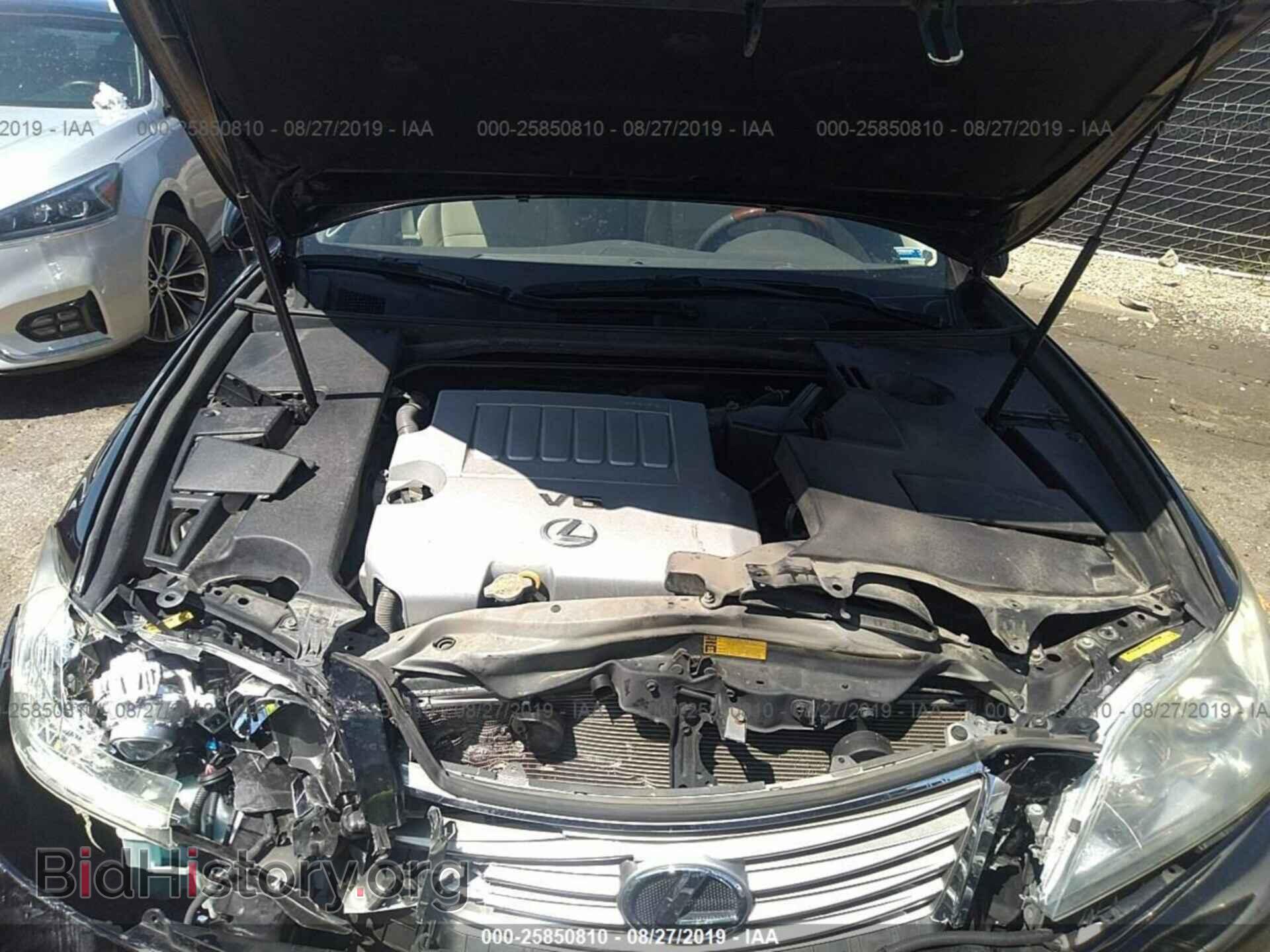 2011 LEXUS ES - VIN: JTHBK1EG1B2461602 - Фото 10