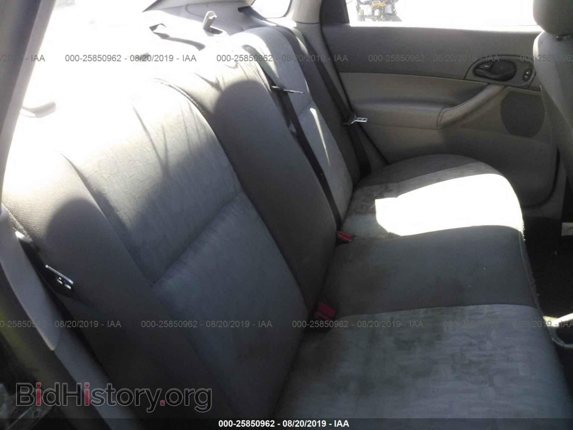 2005 FORD FOCUS - VIN: 1FAFP34N05W112983 - Фото 8