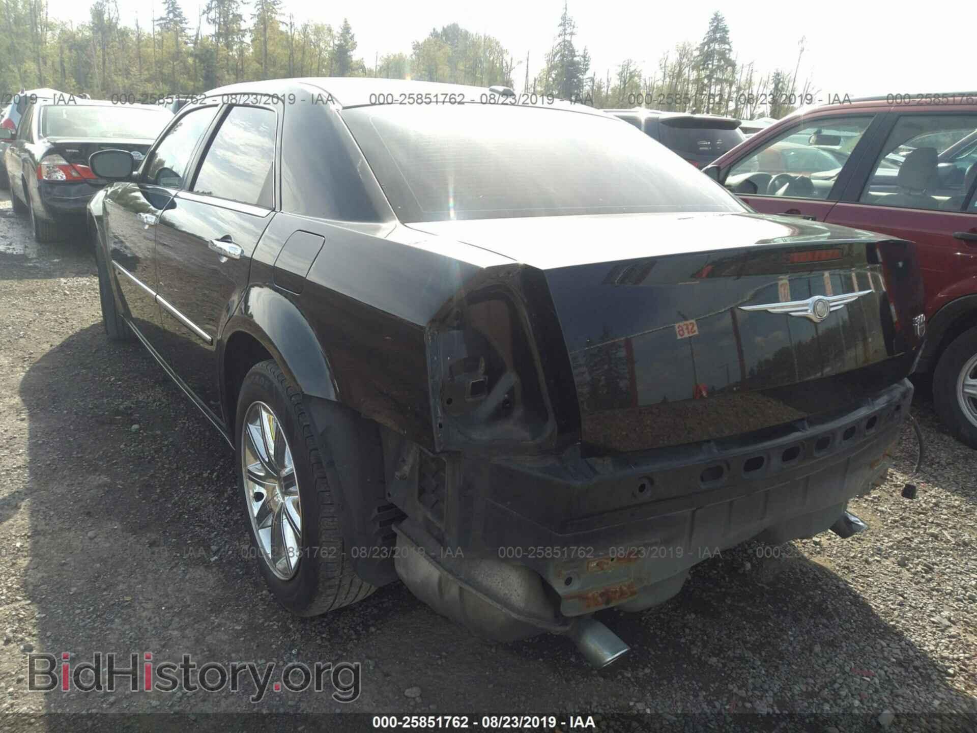 2010 CHRYSLER 300C - VIN: 2C3CA6CT7AH161093 - Фото 3