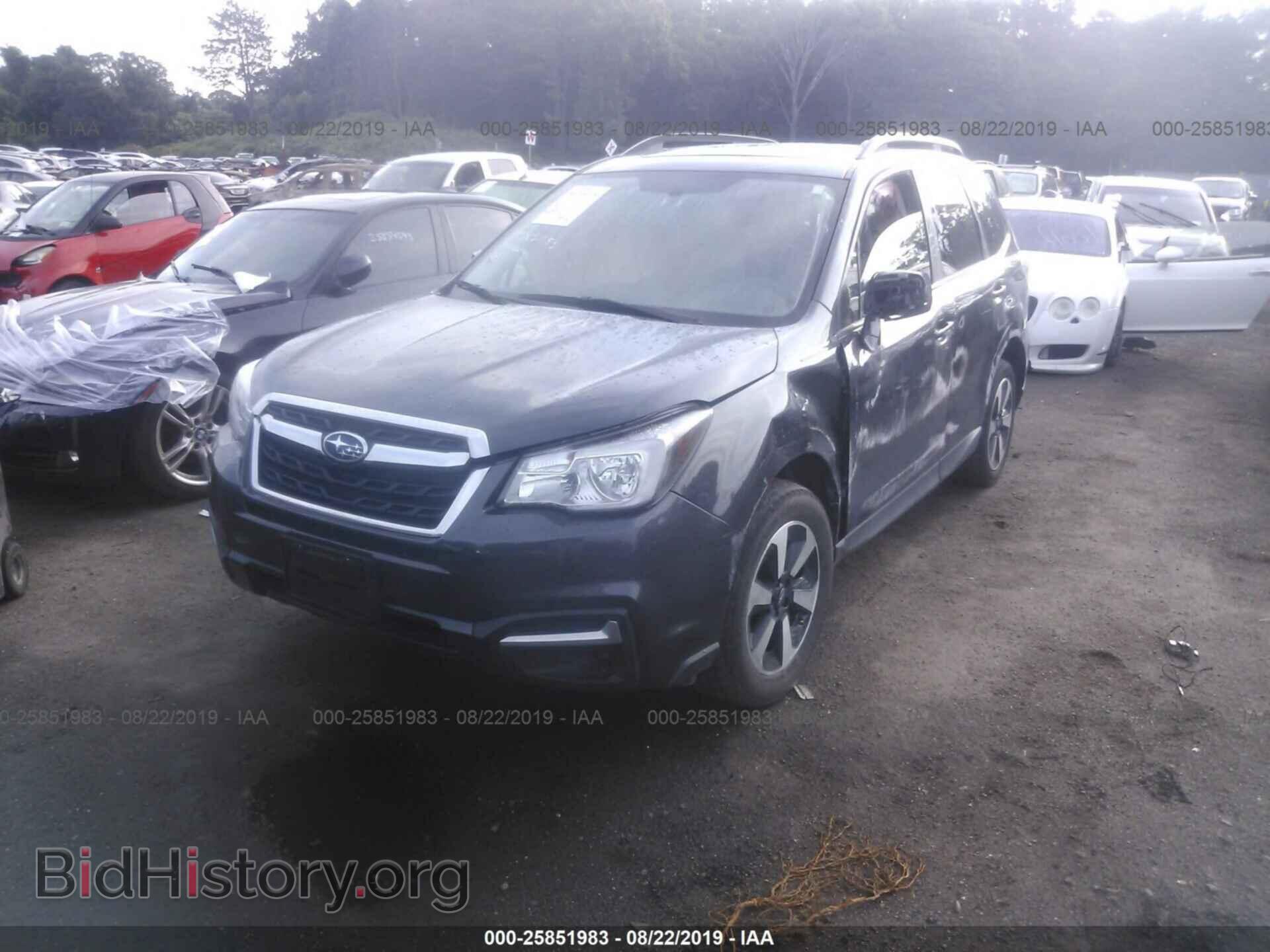 2017 SUBARU FORESTER - VIN: JF2SJAEC0HH588348 - Фото 2