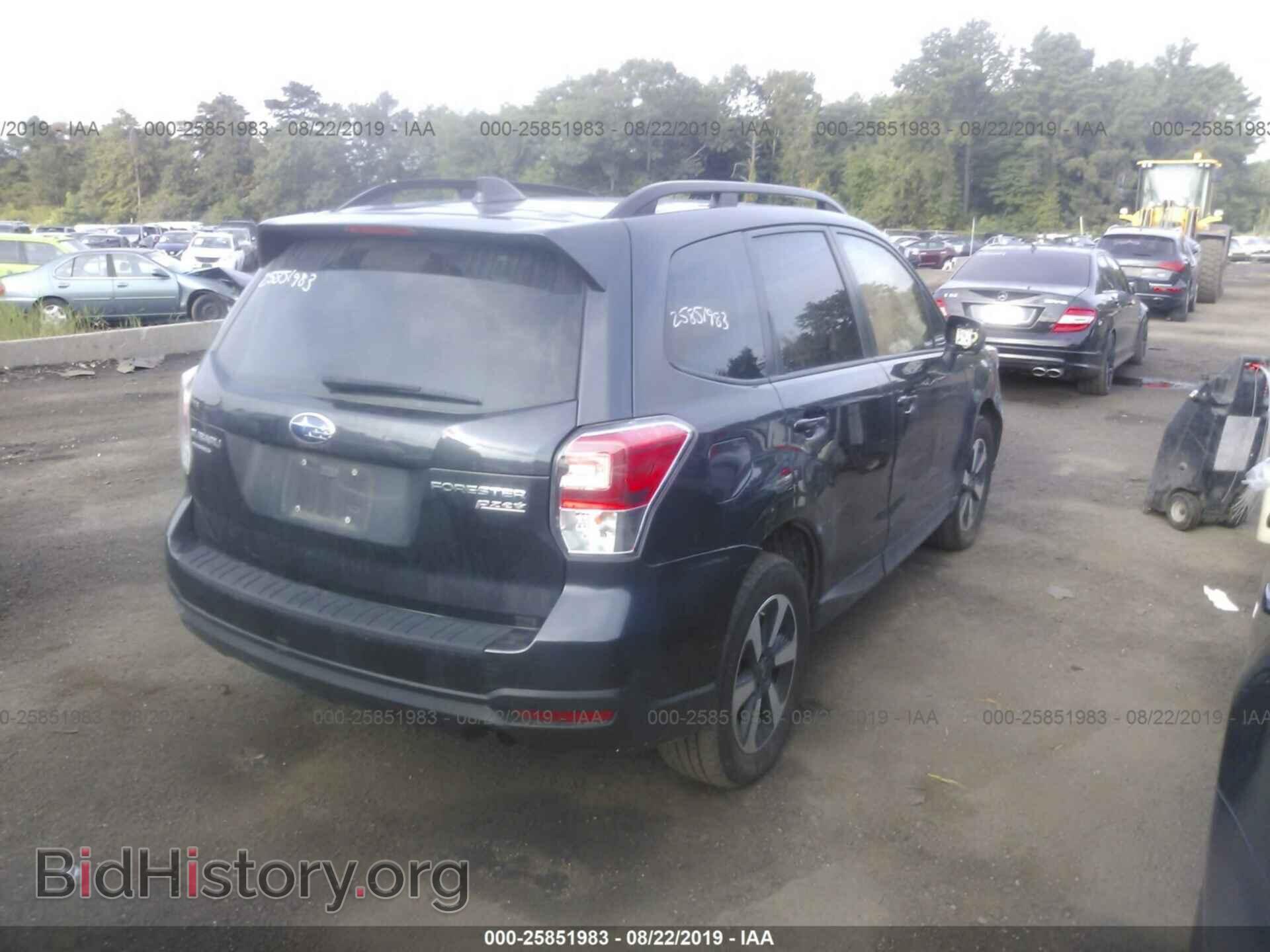 2017 SUBARU FORESTER - VIN: JF2SJAEC0HH588348 - Фото 4