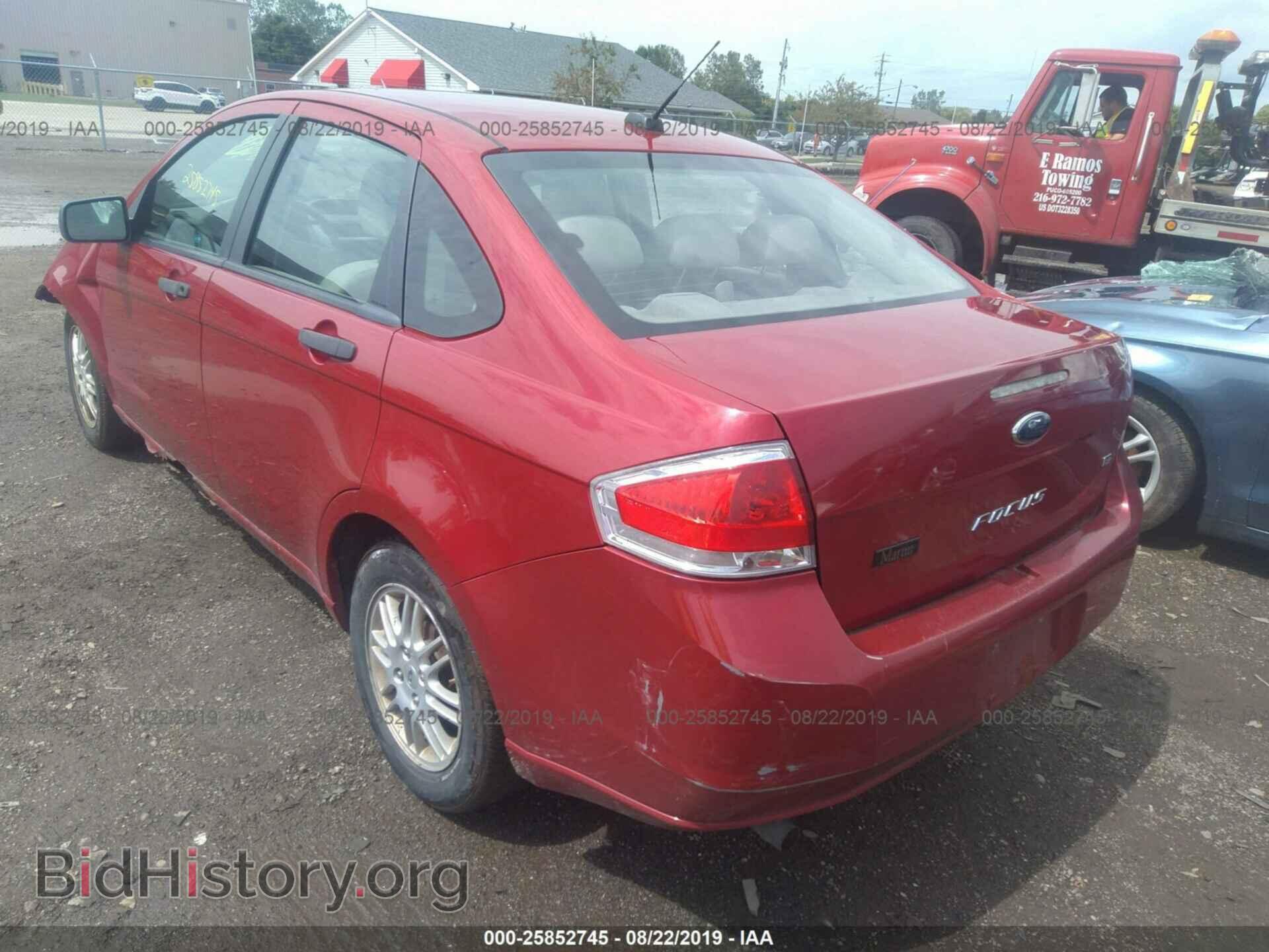 2011 FORD FOCUS - VIN: 1FAHP3FN2BW105776 - Фото 3