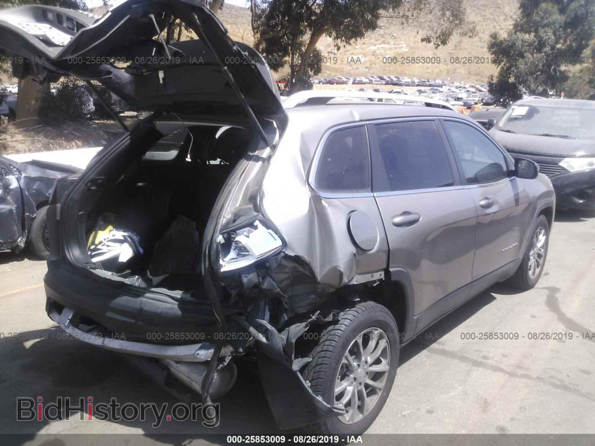 2019 JEEP CHEROKEE - VIN: 1C4PJLLB2KD151654 - Фото 4