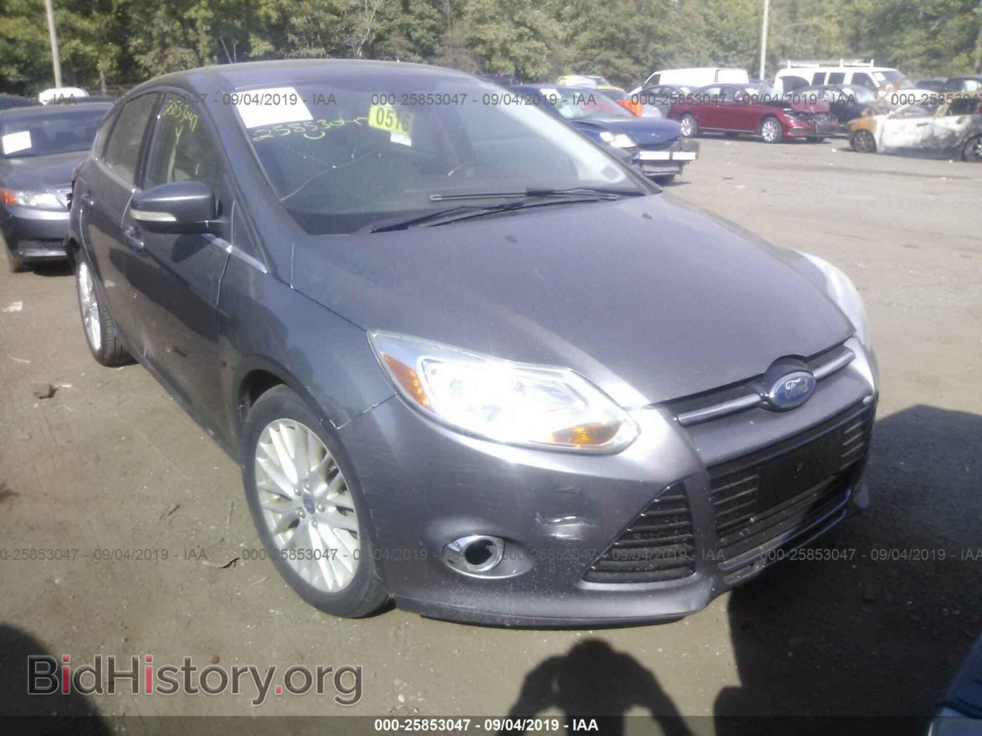 Фотография 1FAHP3M20CL332542 - FORD FOCUS 2012