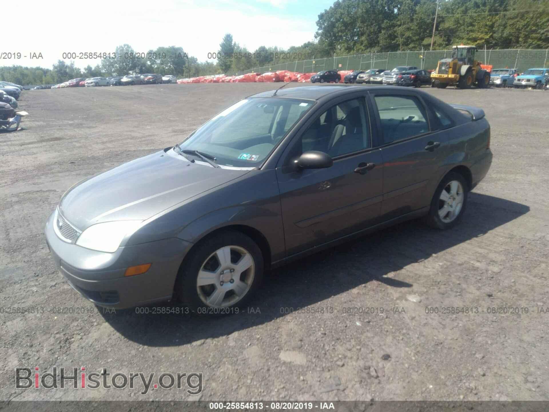 2005 FORD FOCUS - VIN: 1FAFP34N15W318068 - Фото 2