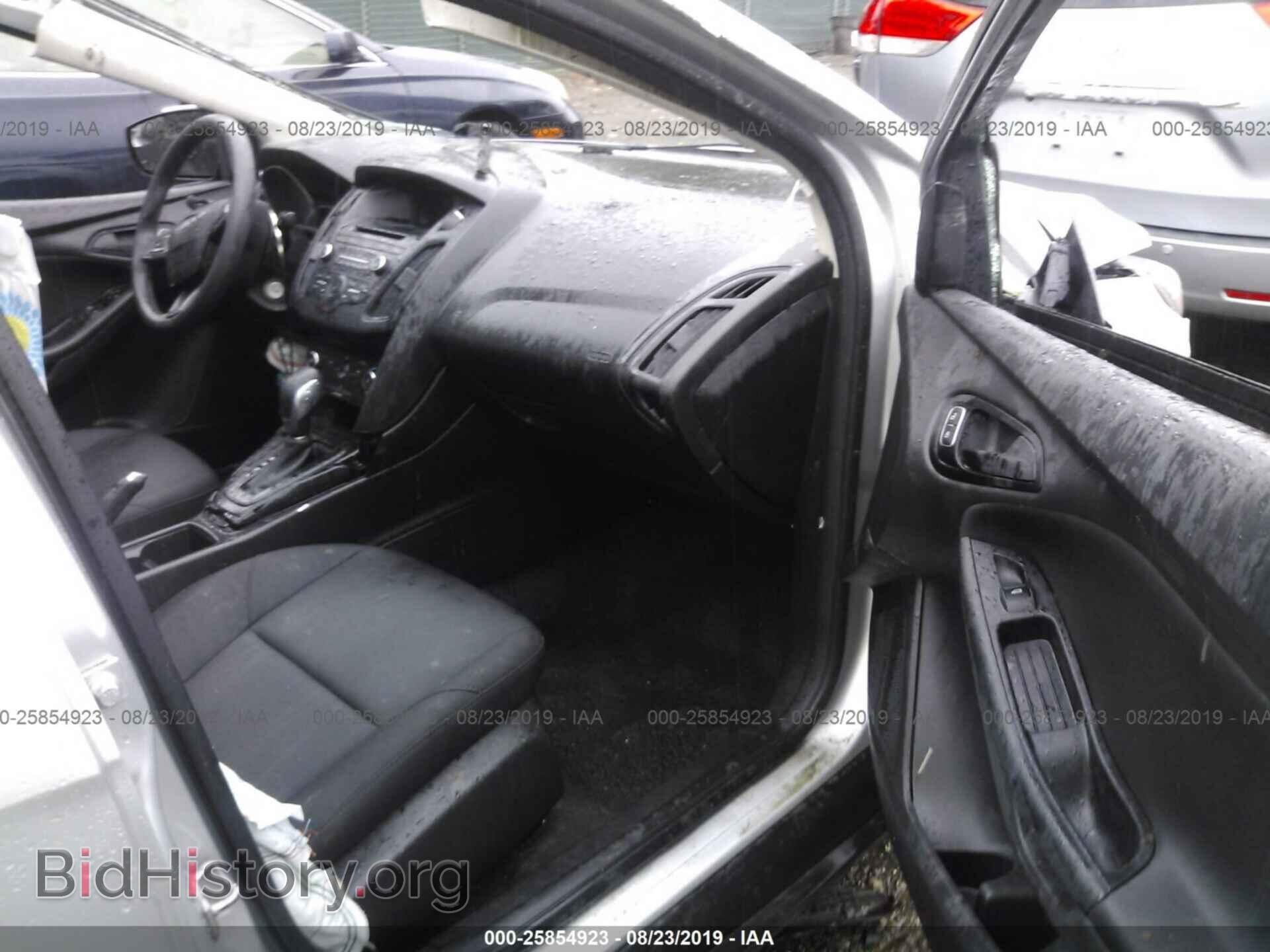 2017 FORD FOCUS - VIN: 1FADP3E25HL338972 - Photo 5