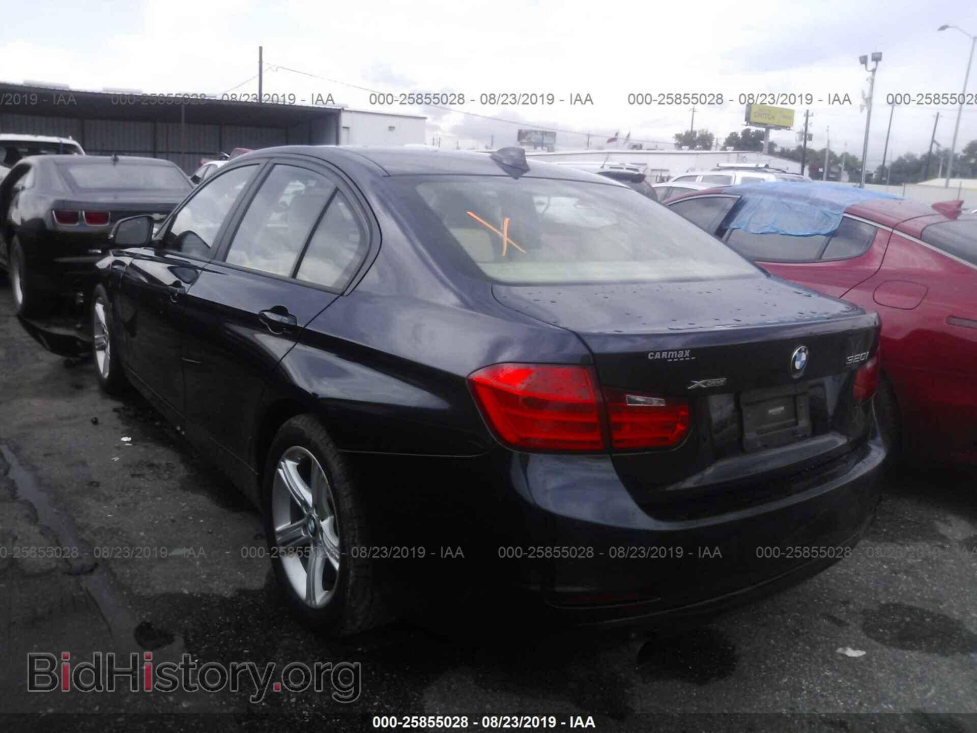 2015 BMW 320 - VIN: WBA3C3C57FK201367 - Фото 3