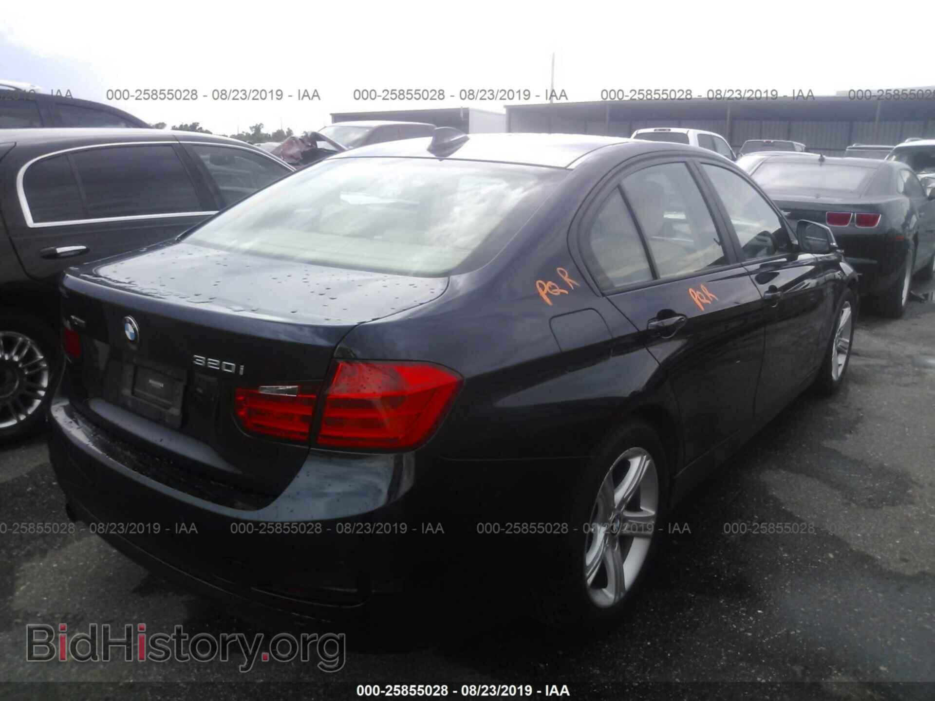 2015 BMW 320 - VIN: WBA3C3C57FK201367 - Фото 4