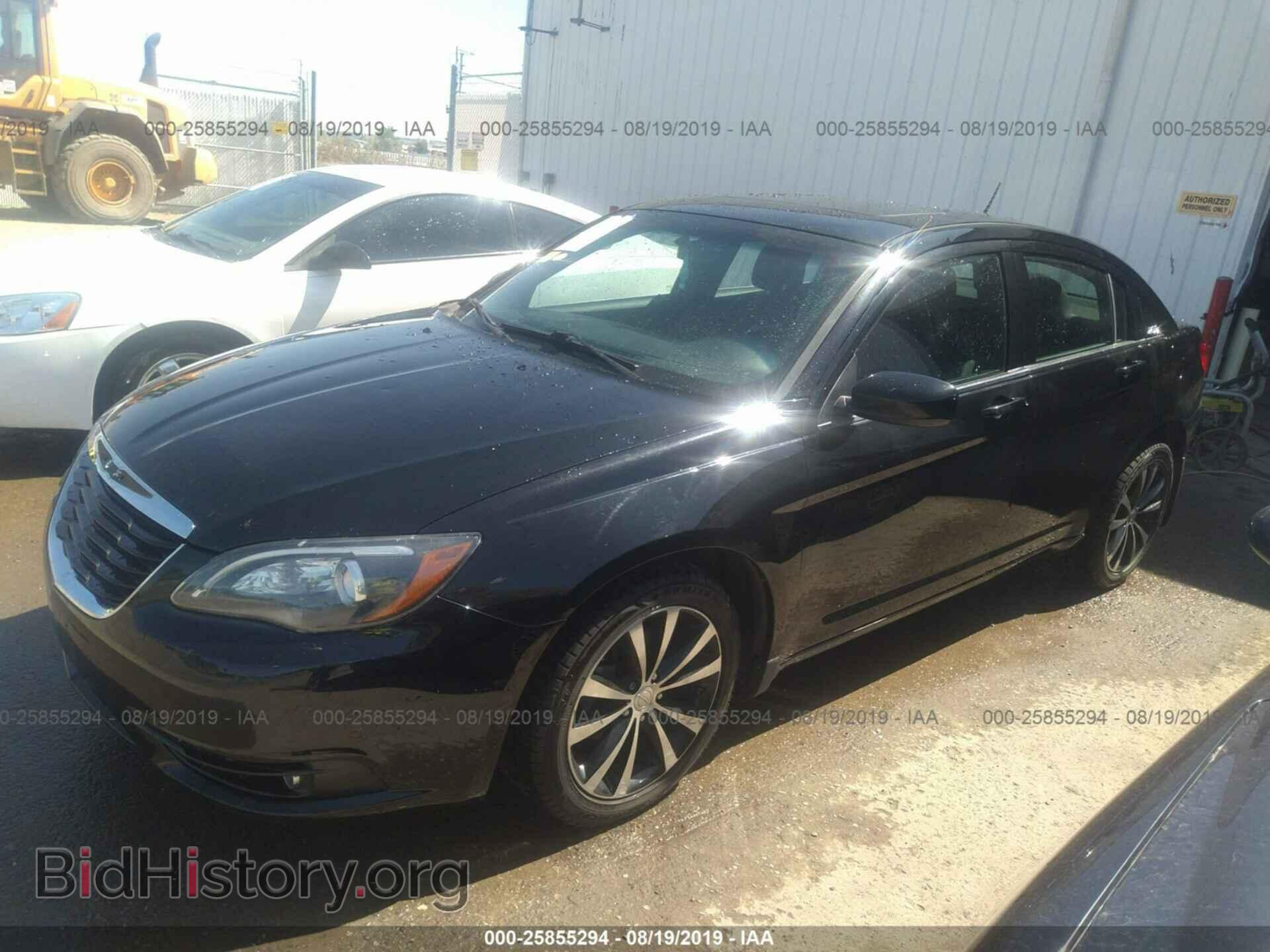 2013 CHRYSLER 200 - VIN: 1C3CCBBG3DN699986 - Photo 2