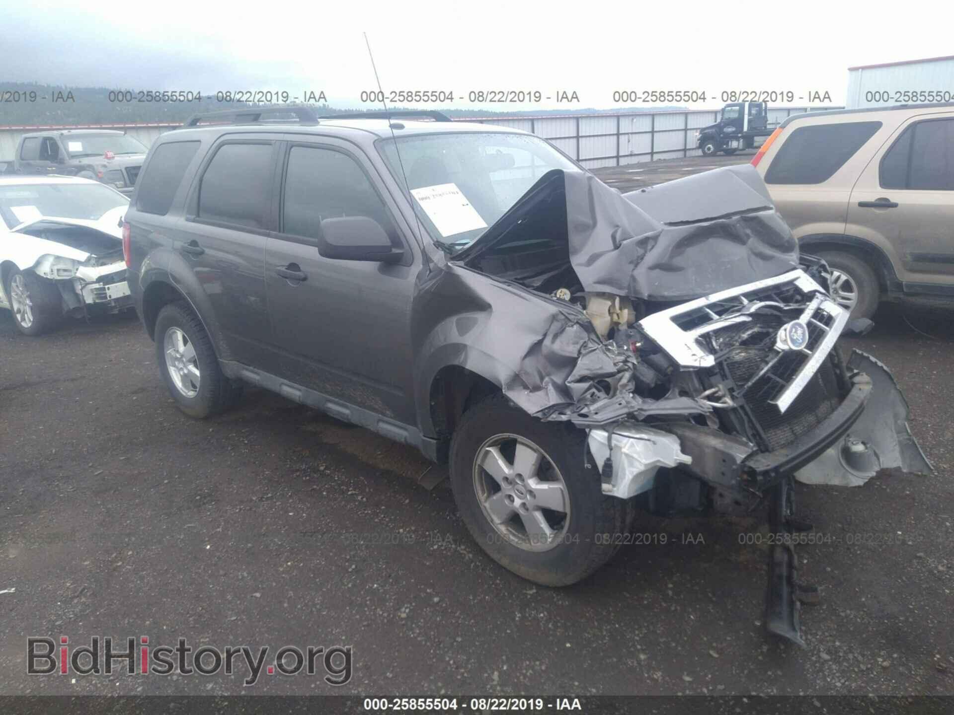 Фотография 1FMCU0D74BKC23539 - FORD ESCAPE 2011