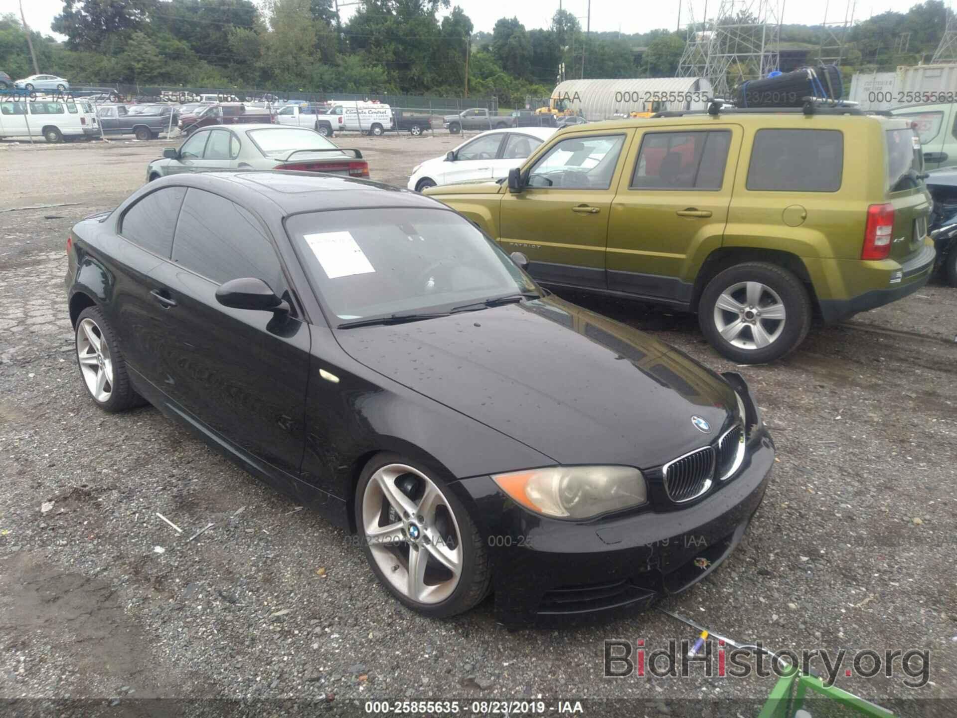 Photo WBAUC73548VF24548 - BMW 135 2008