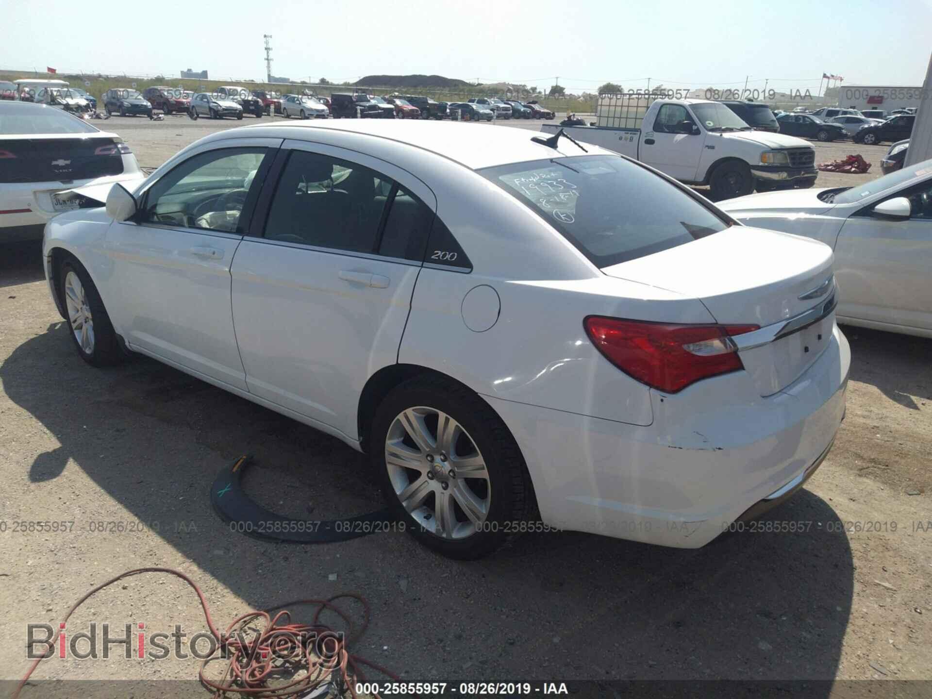 2013 CHRYSLER 200 - VIN: 1C3CCBBB1DN734853 - Photo 3
