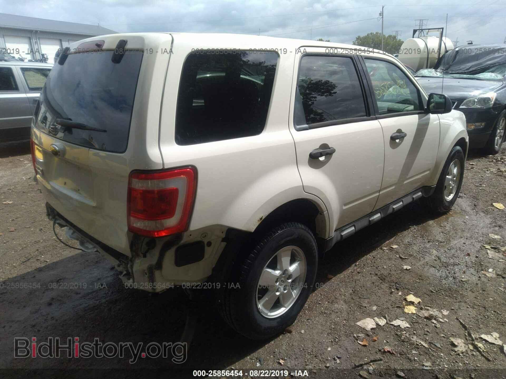 2009 FORD ESCAPE - VIN: 1FMCU02779KC56306 - Photo 4