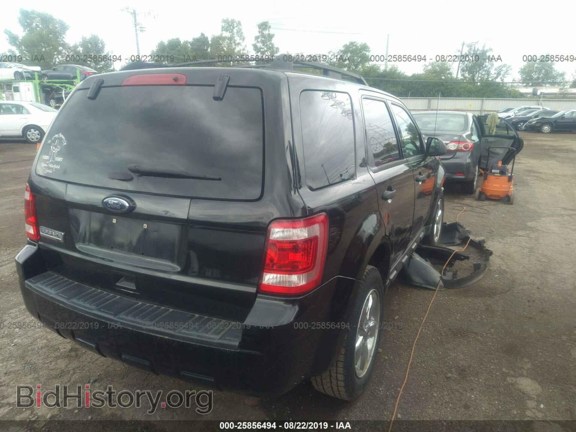 2011 FORD ESCAPE - VIN: 1FMCU0D76BKC26460 - Фото 4