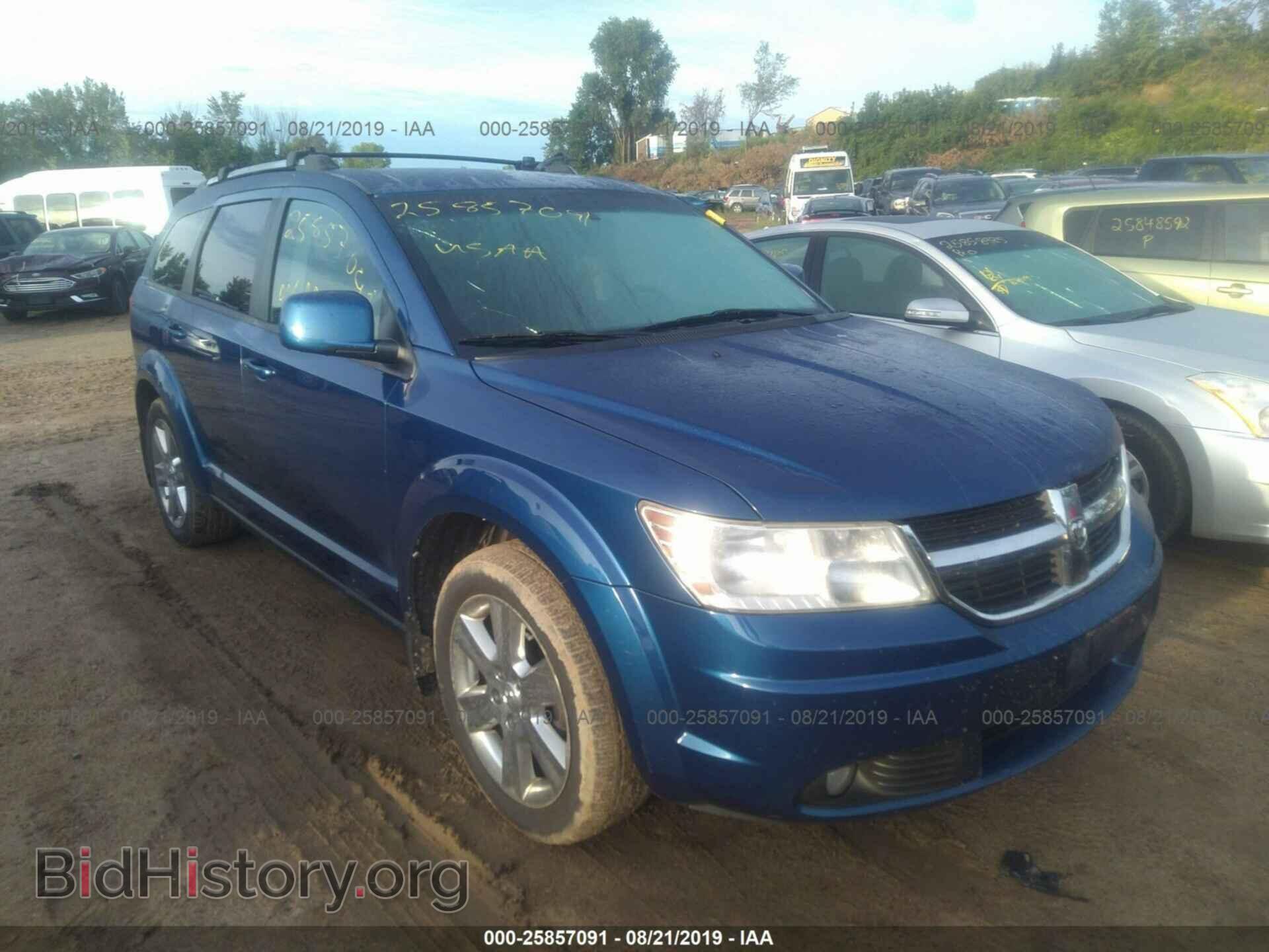 Фотография 3D4PH5FVXAT192557 - DODGE JOURNEY 2010
