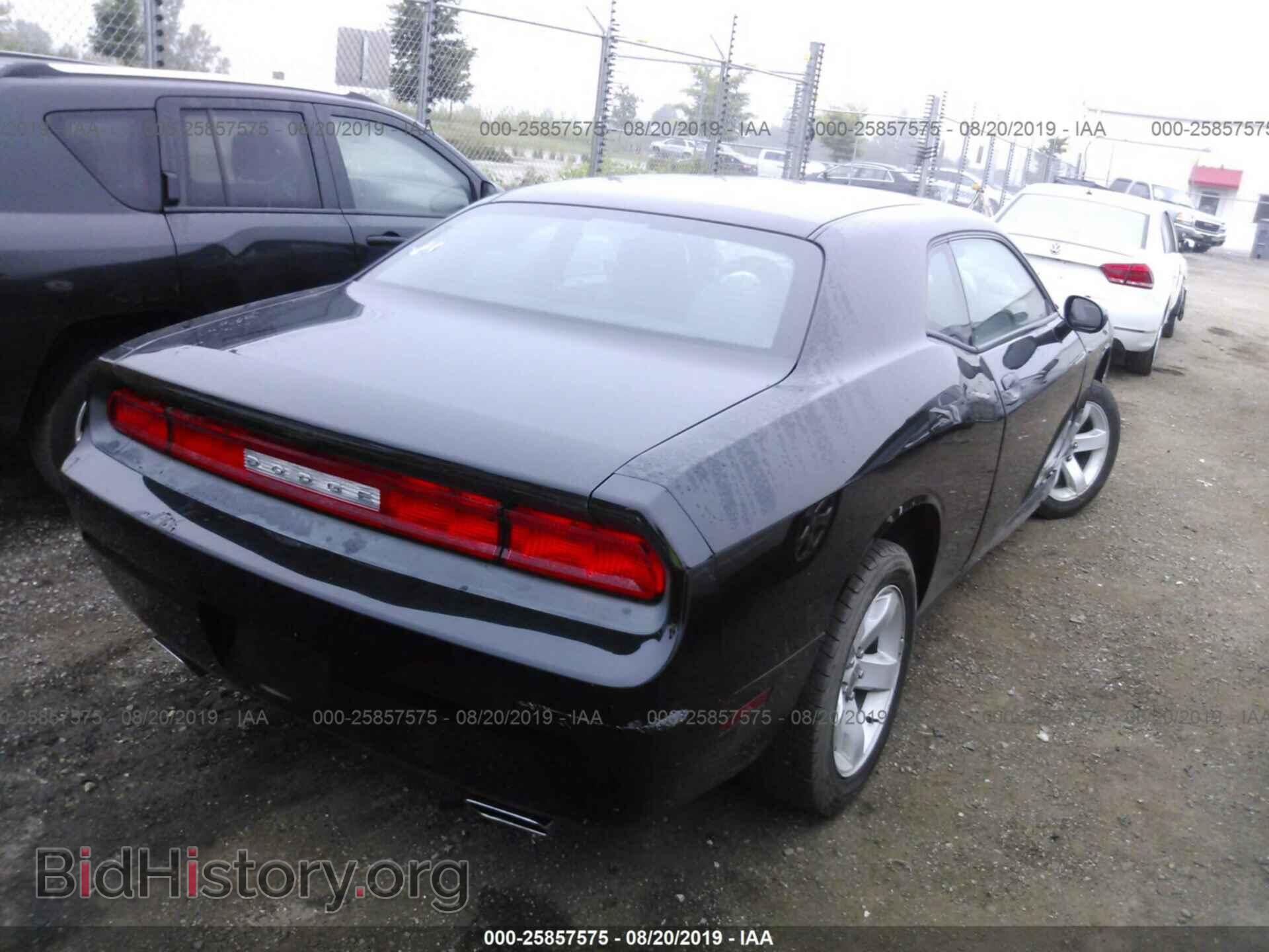 2014 DODGE CHALLENGER - VIN: 2C3CDYAG2EH258202 - Фото 4