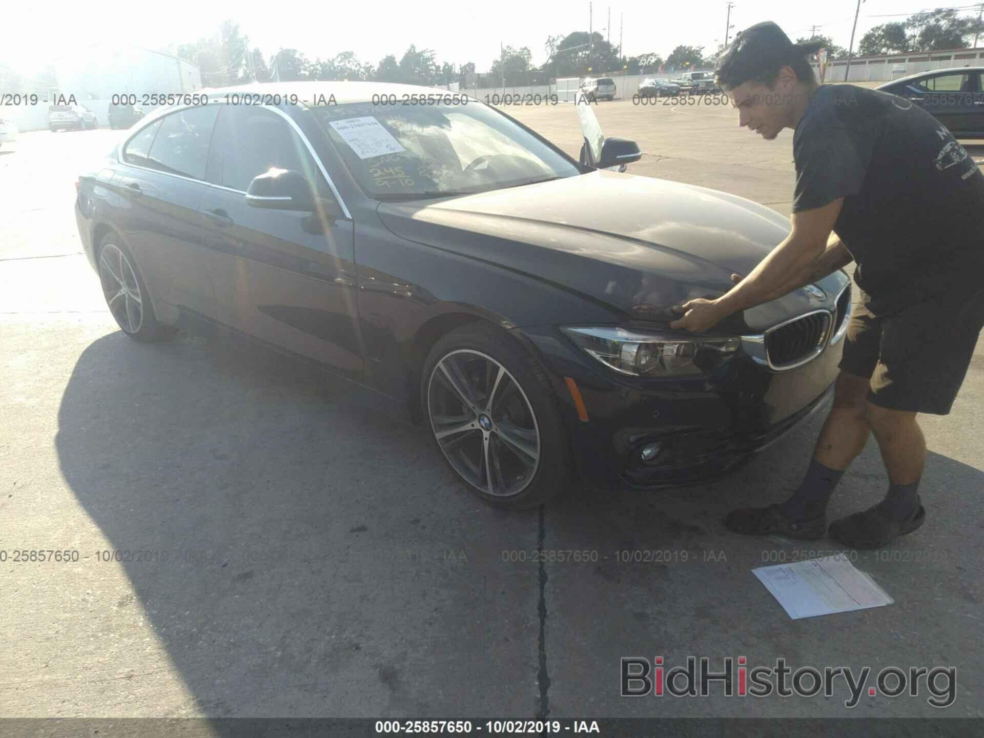 Photo WBA4J1C57JBM11278 - BMW 430I 2018