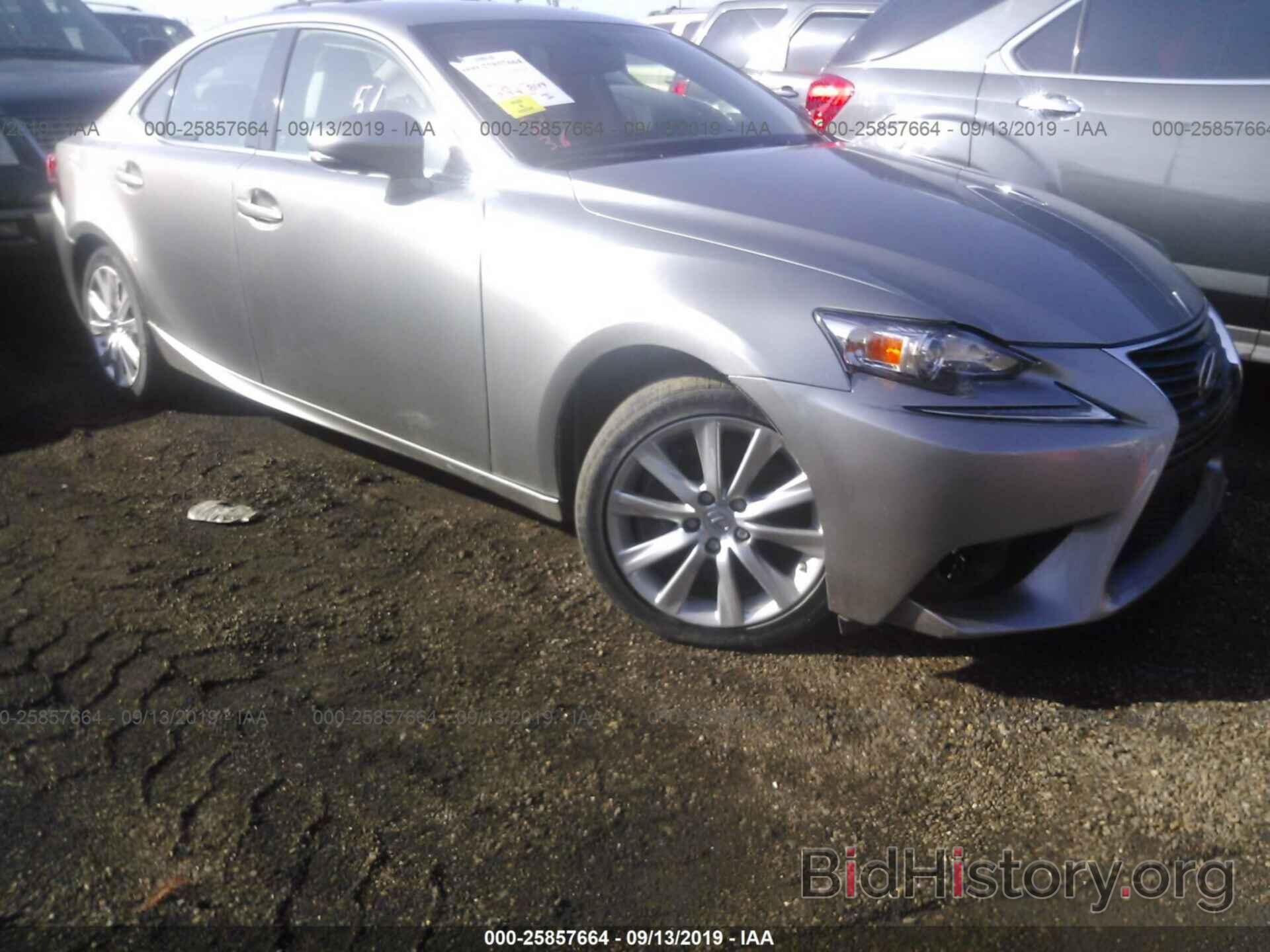 Photo JTHBA1D26G5026556 - LEXUS IS 2016