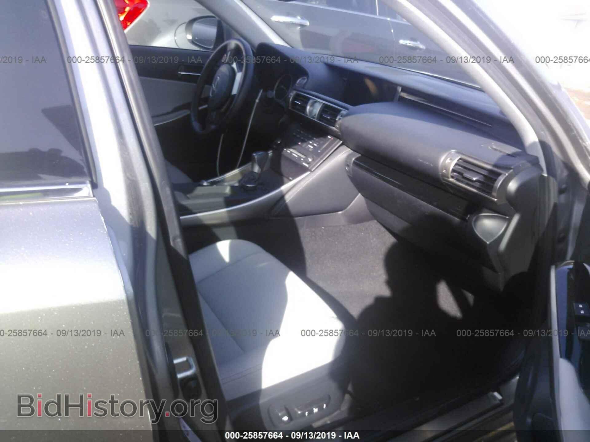 2016 LEXUS IS - VIN: JTHBA1D26G5026556 - Фото 5