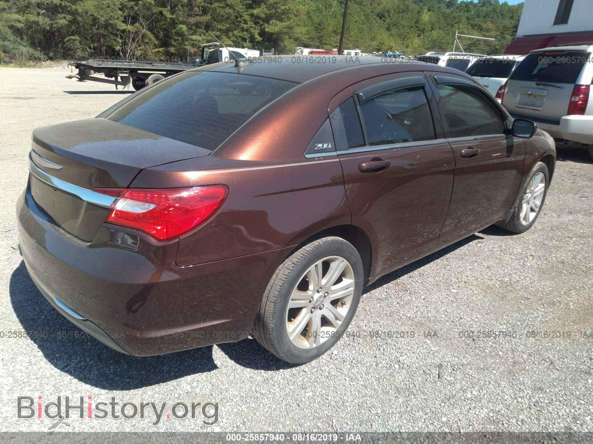 2013 CHRYSLER 200 - VIN: 1C3CCBBB0DN543747 - Фото 4